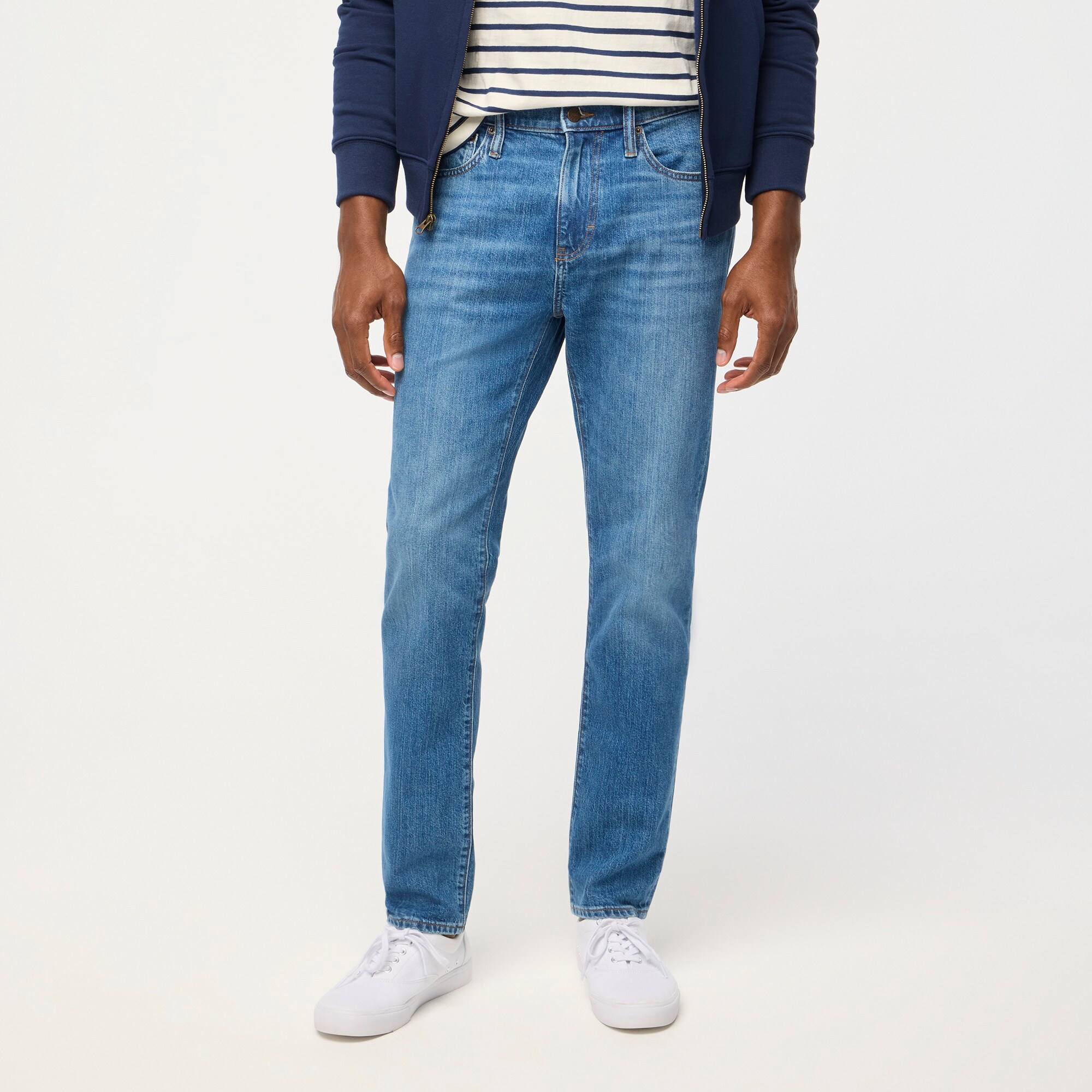 factory: slim-fit jean in vintage flex for men, right side, view zoomed
