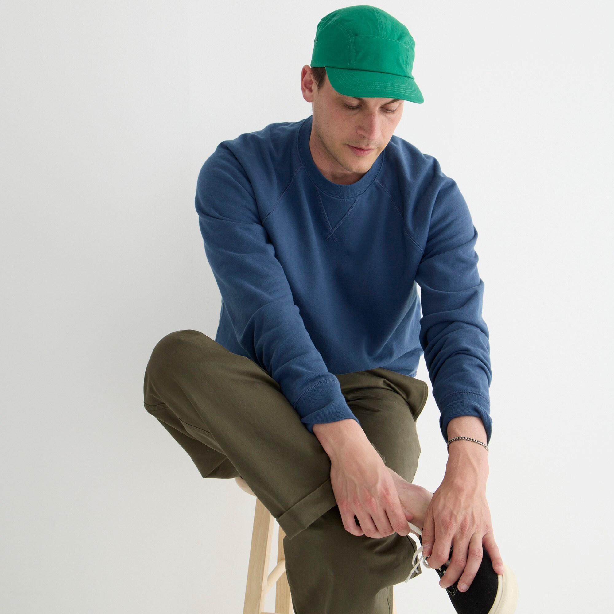 Three-panel cap