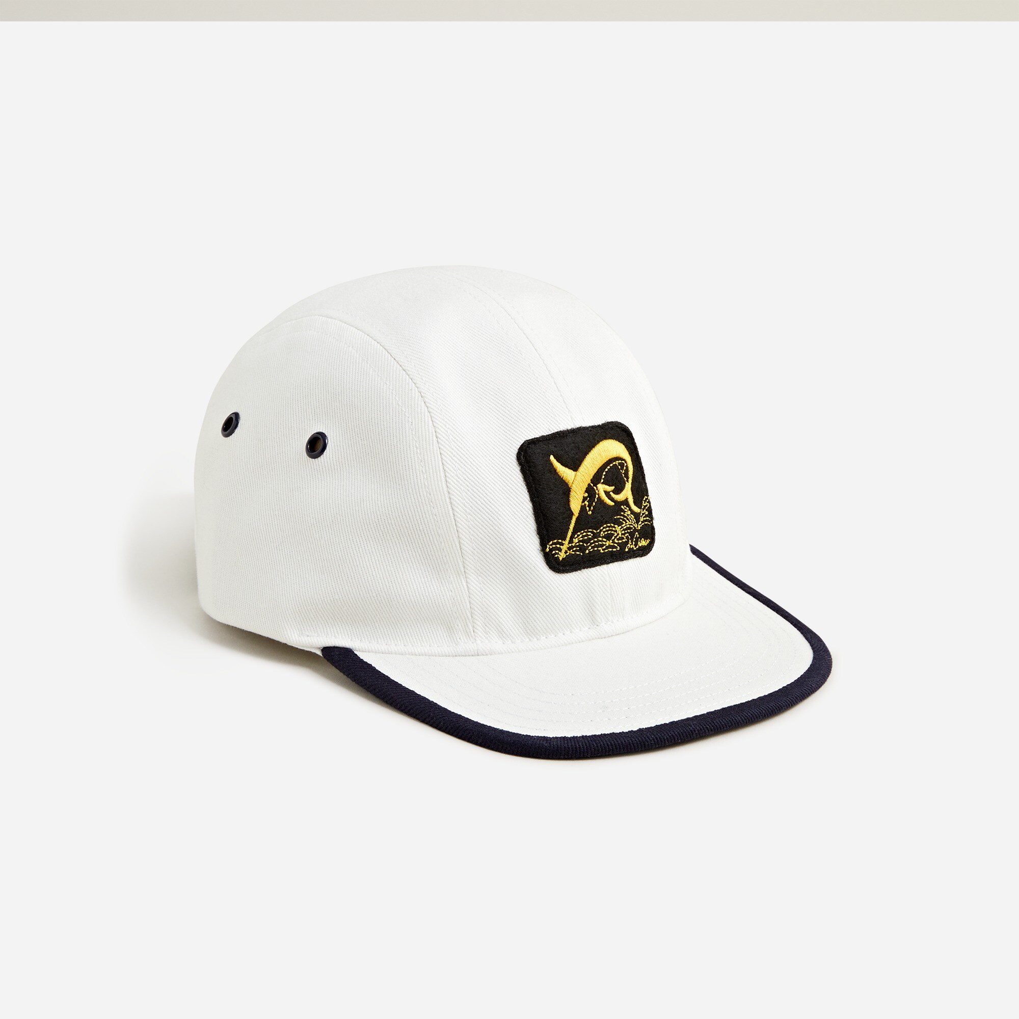 Four-panel cap with felt patch