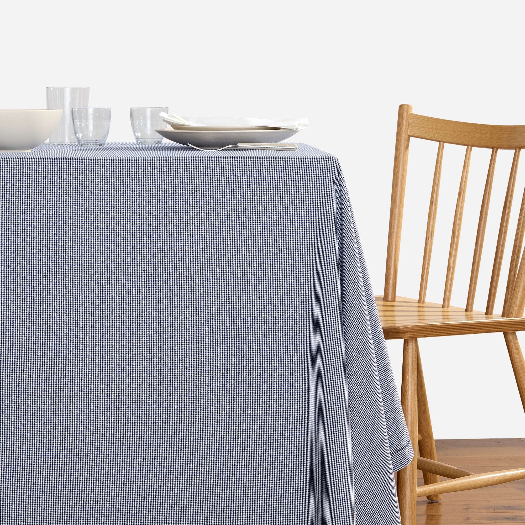 homes Tablecloth in heritage micro gingham