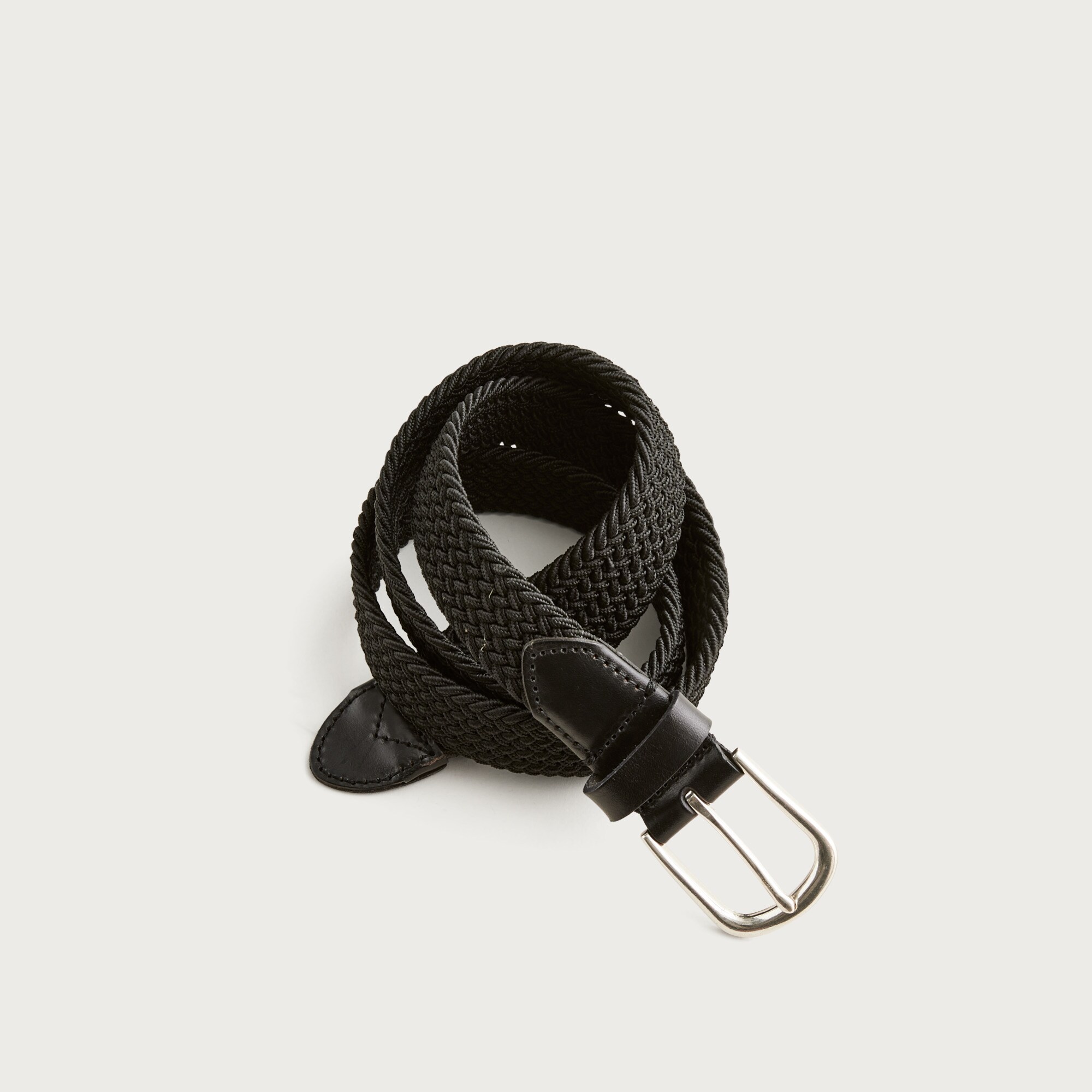Woven elastic belt with round buckle