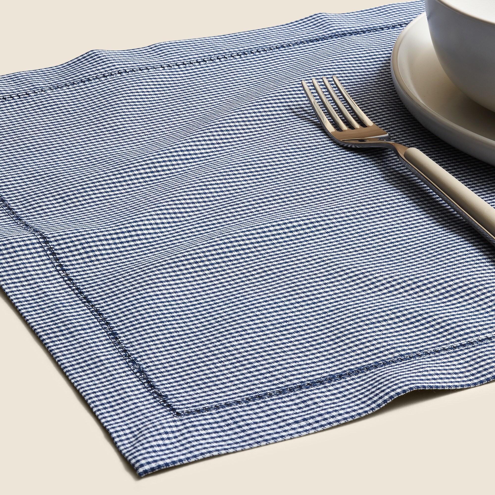 set-of-four place mats in heritage microgingham for women