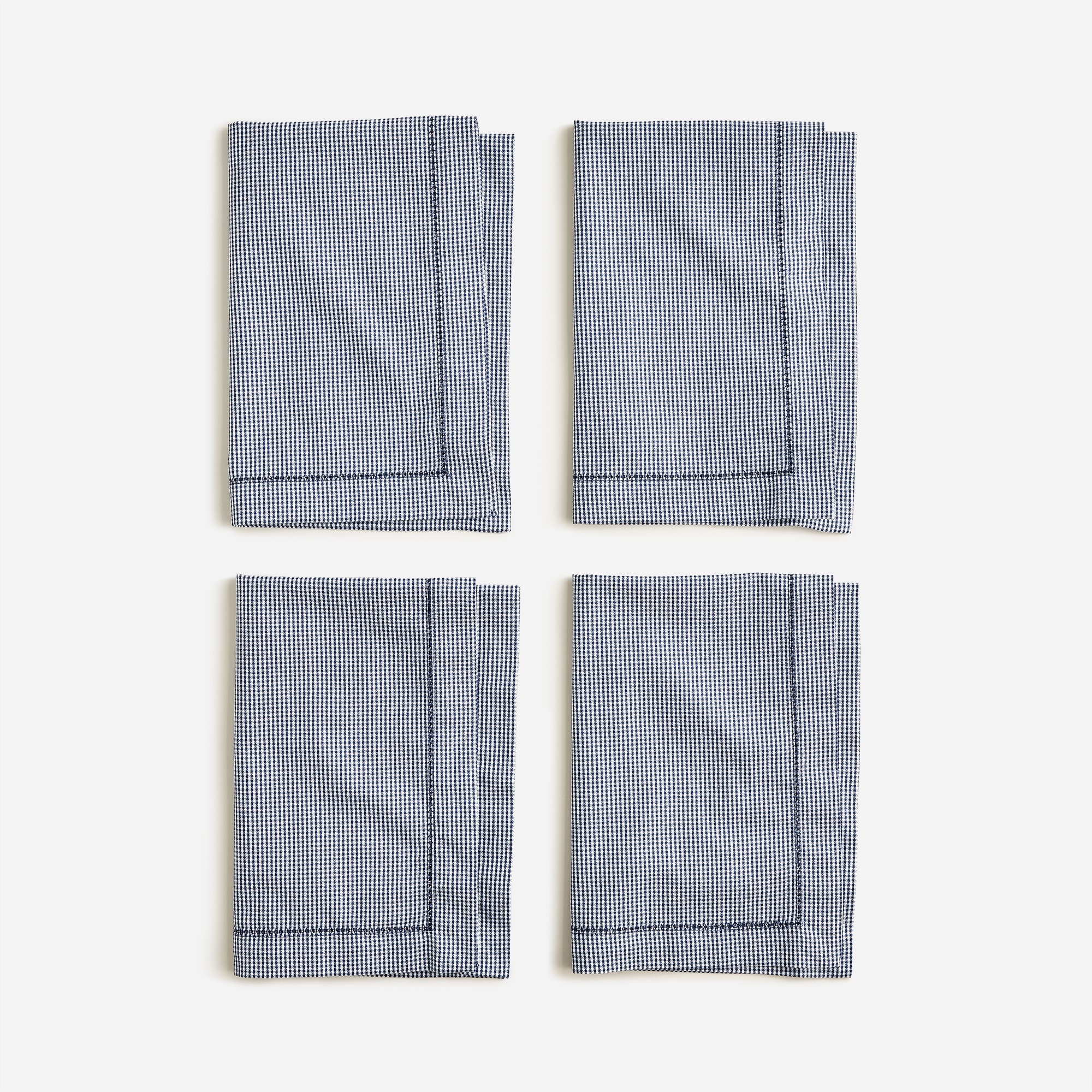 Set-of-four place mats in heritage microgingham