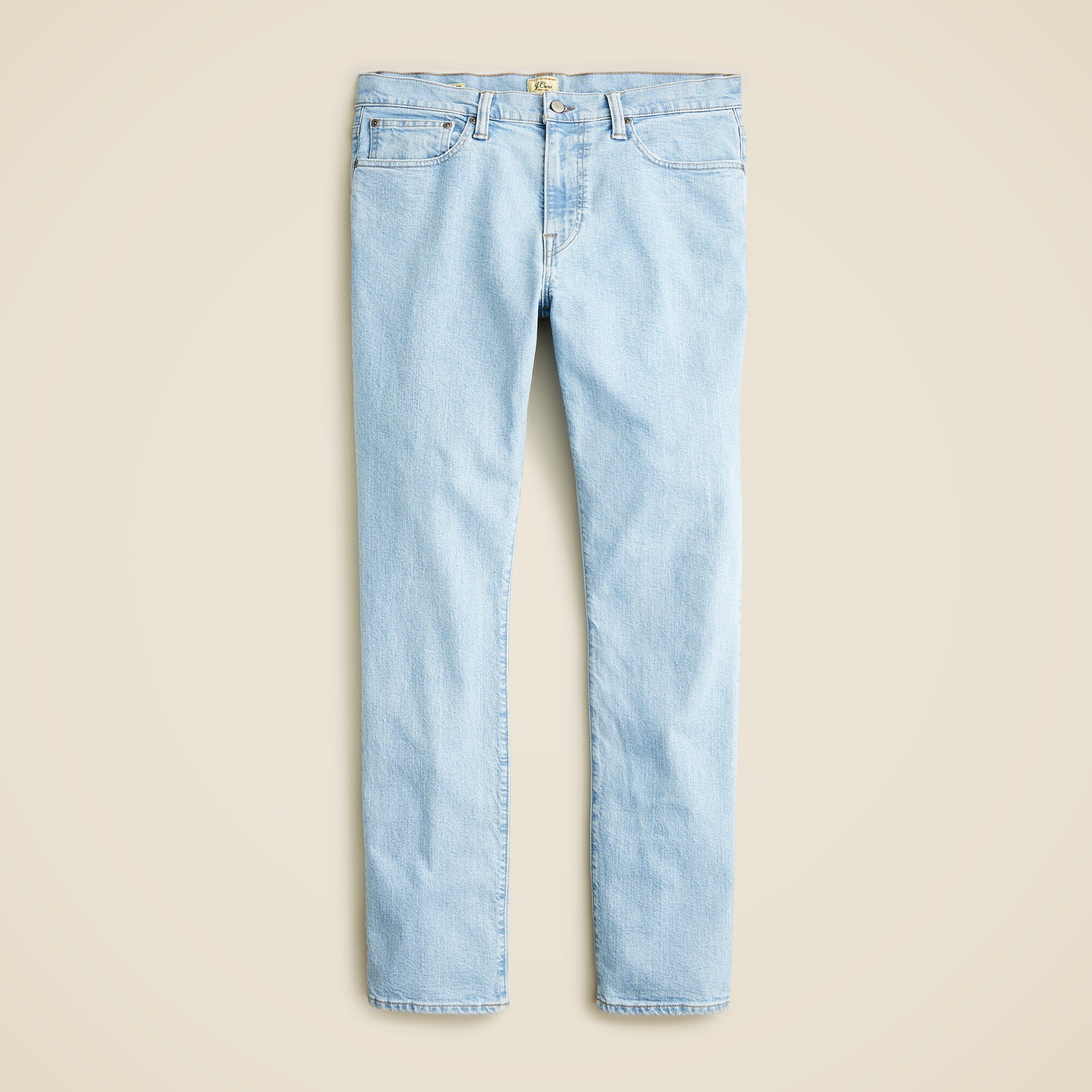 770™ Straight-fit stretch jean in seven-year wash
