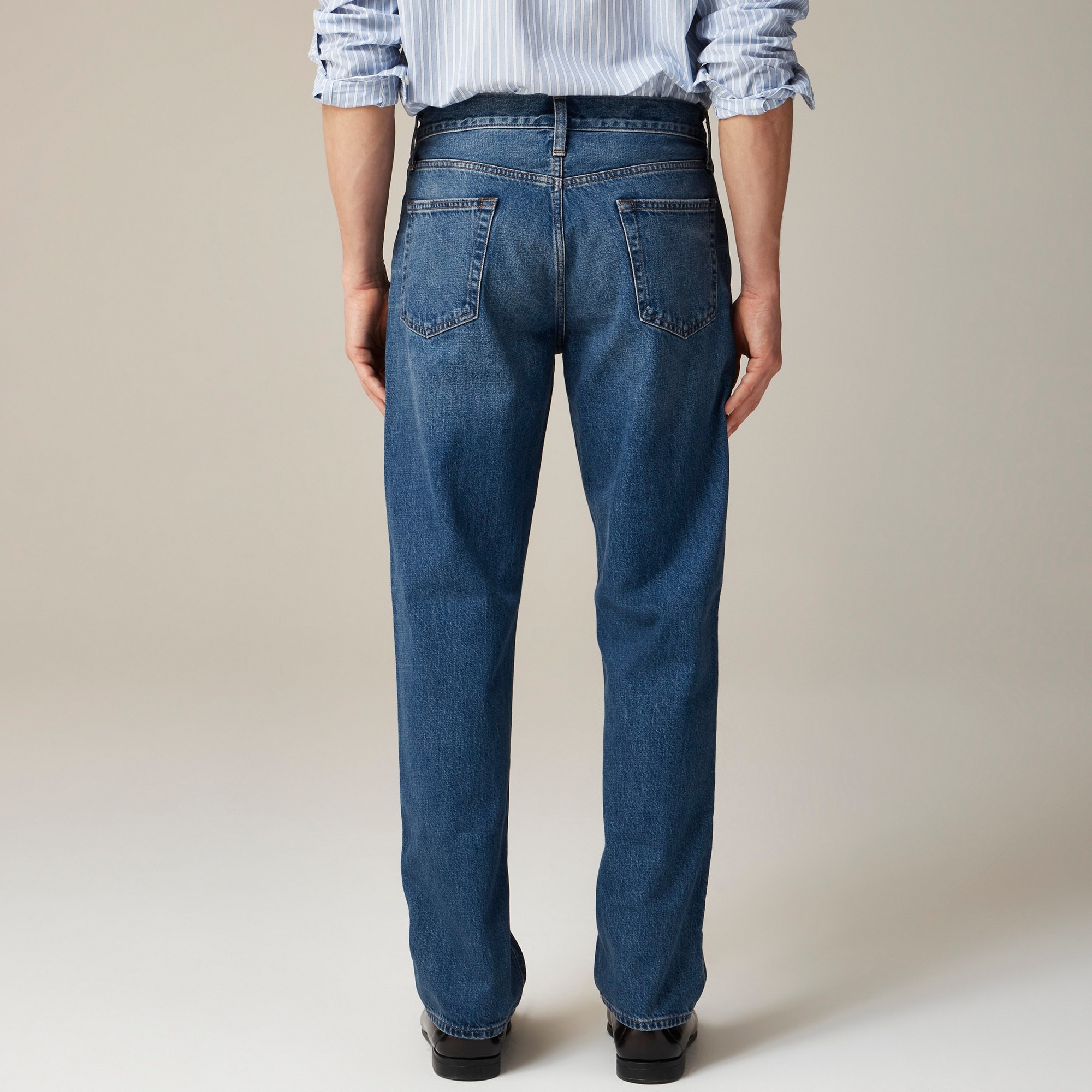 Classic jean in medium wash