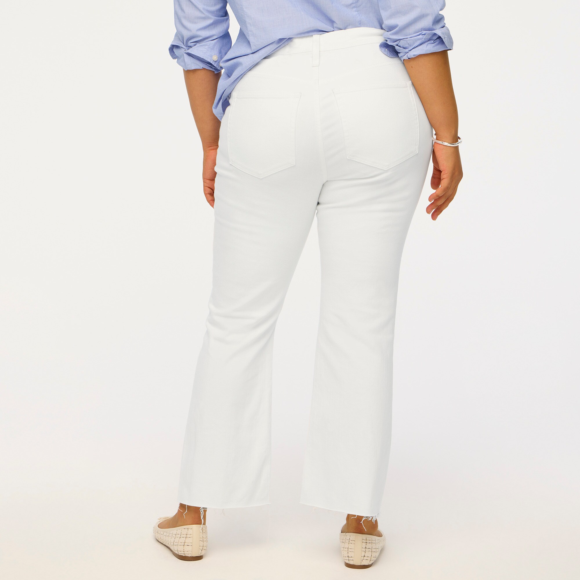Flare crop white jean in signature stretch
