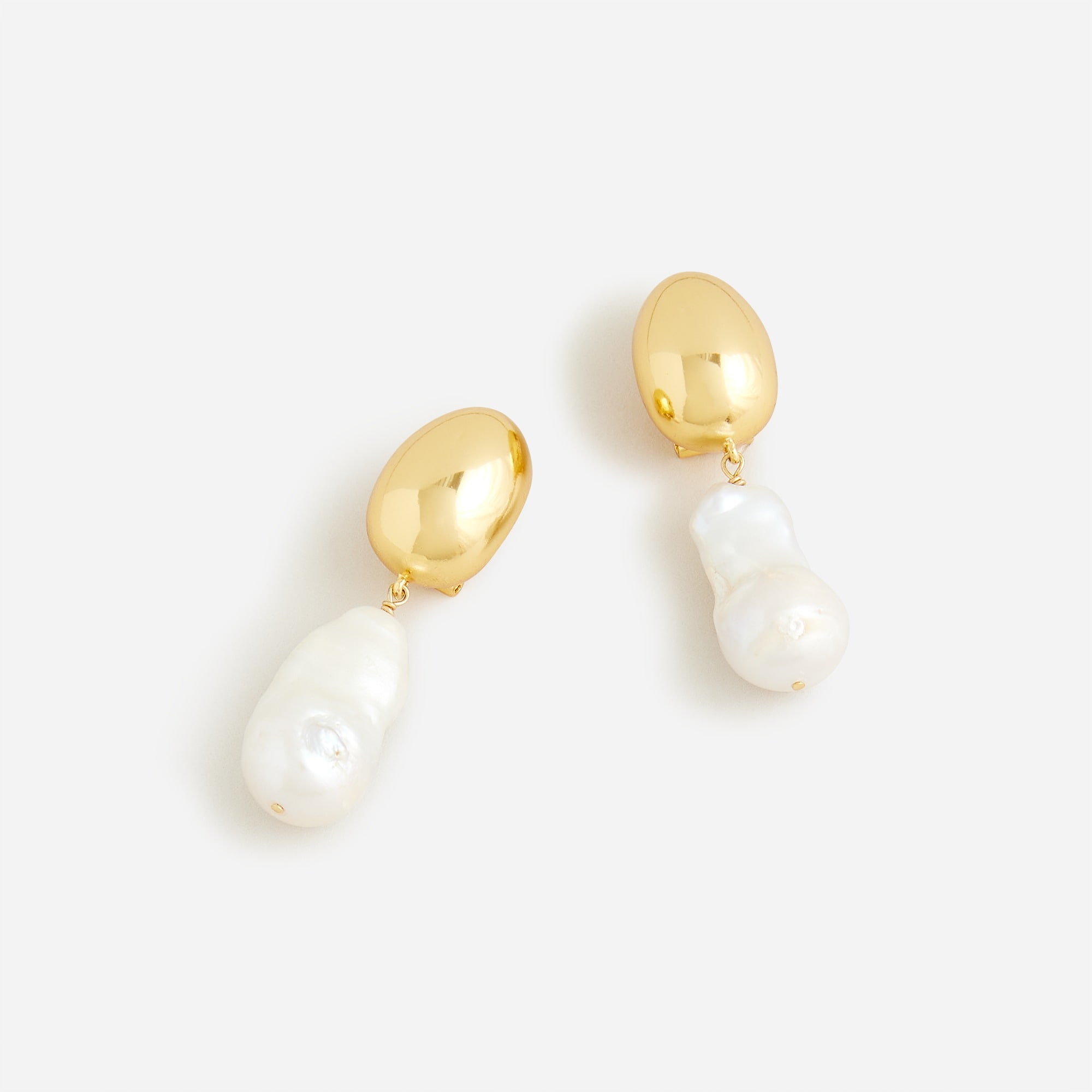 womens Freshwater pearl and gold earrings