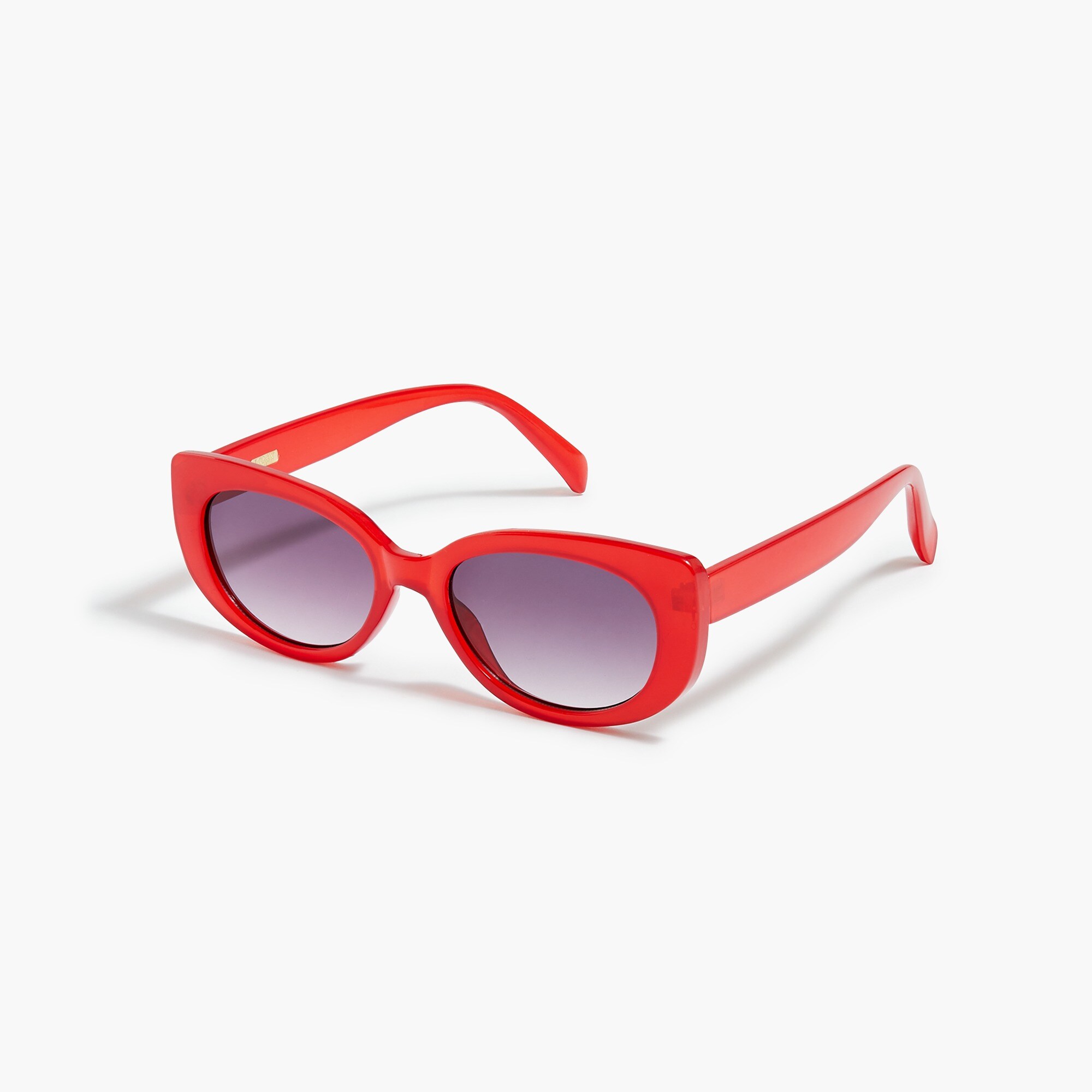 Oval-framed sunglasses