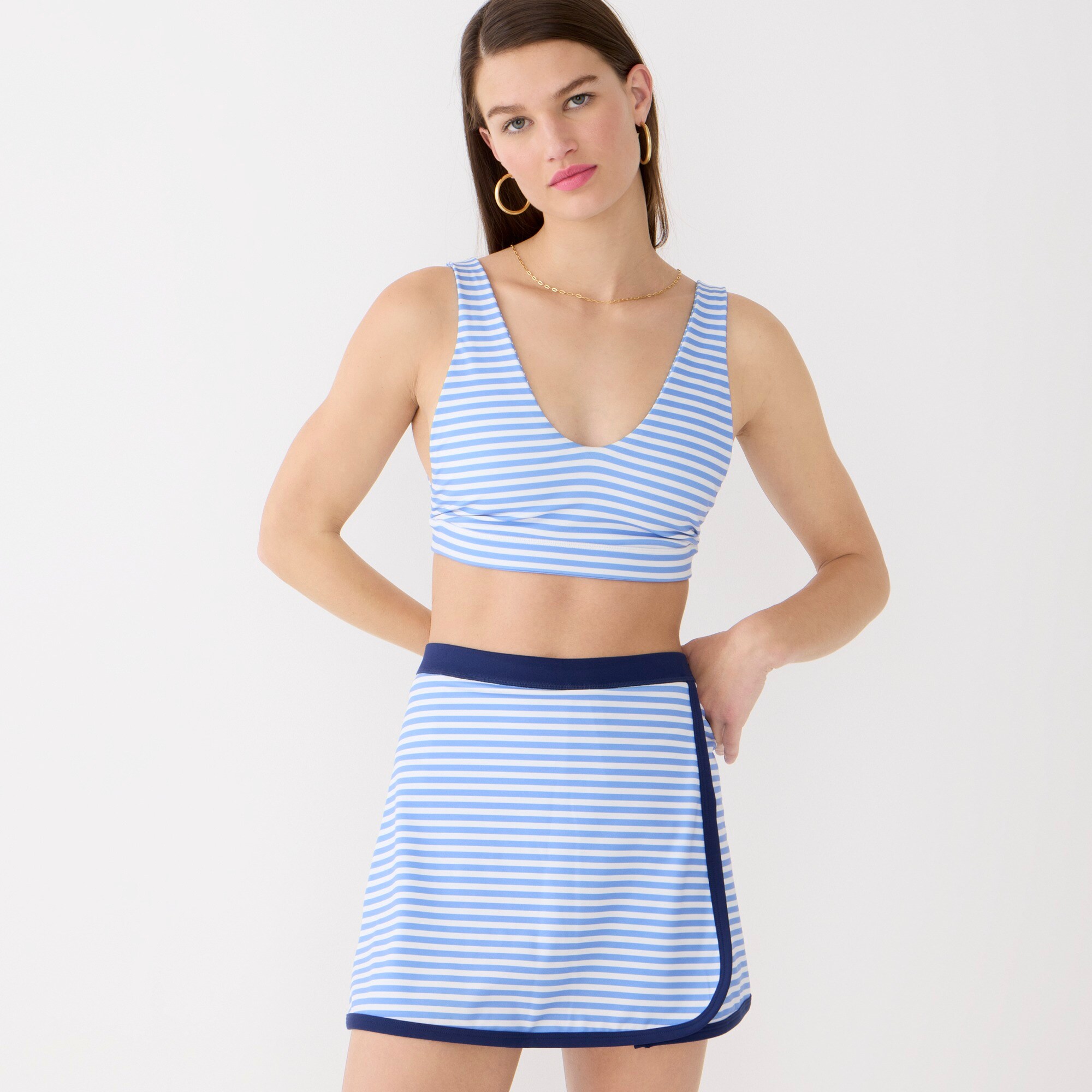 CloudStretch V-neck sports bra in reversible stripe