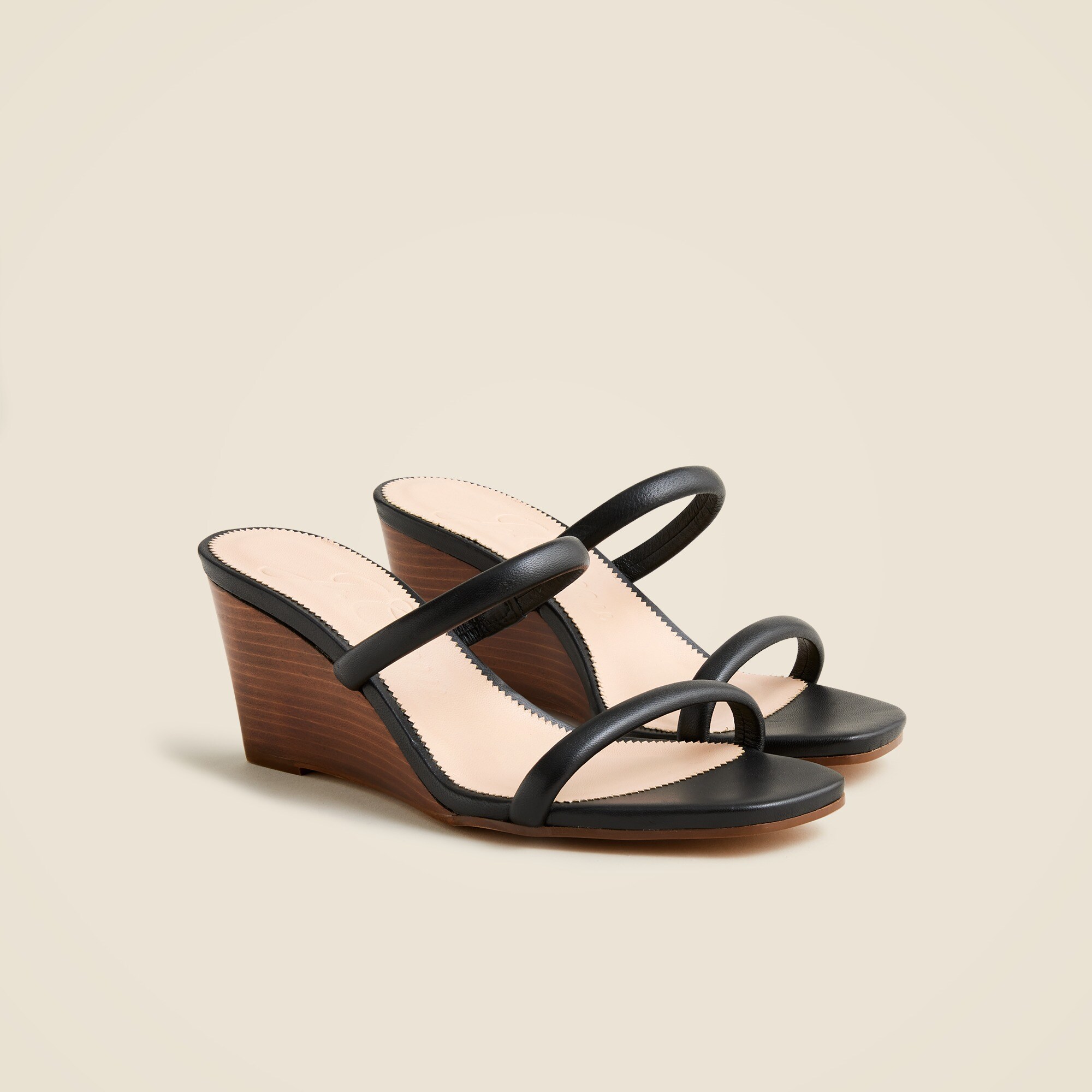 Double-strap stacked wedges in leather