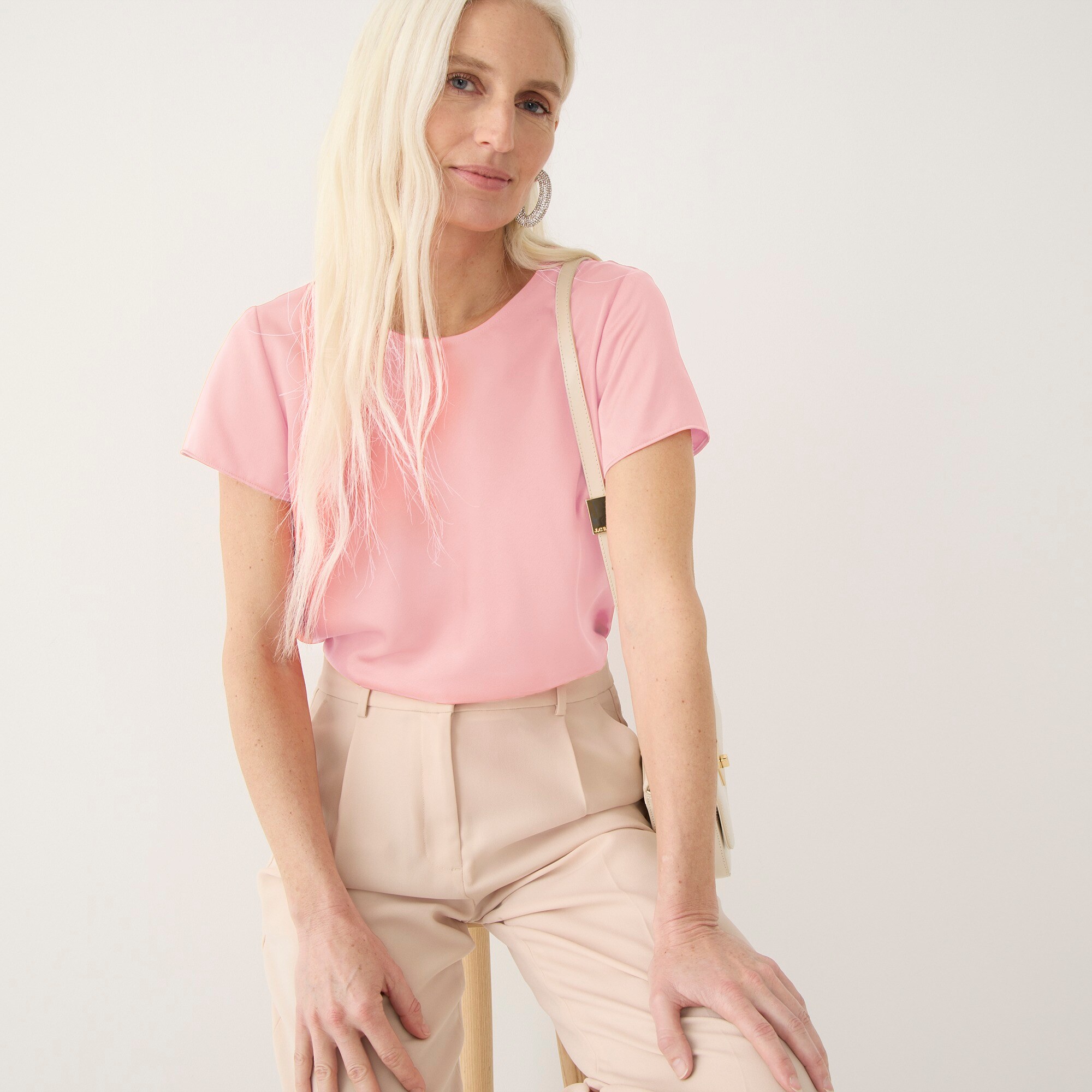 Short-sleeve button-back top in everyday crepe