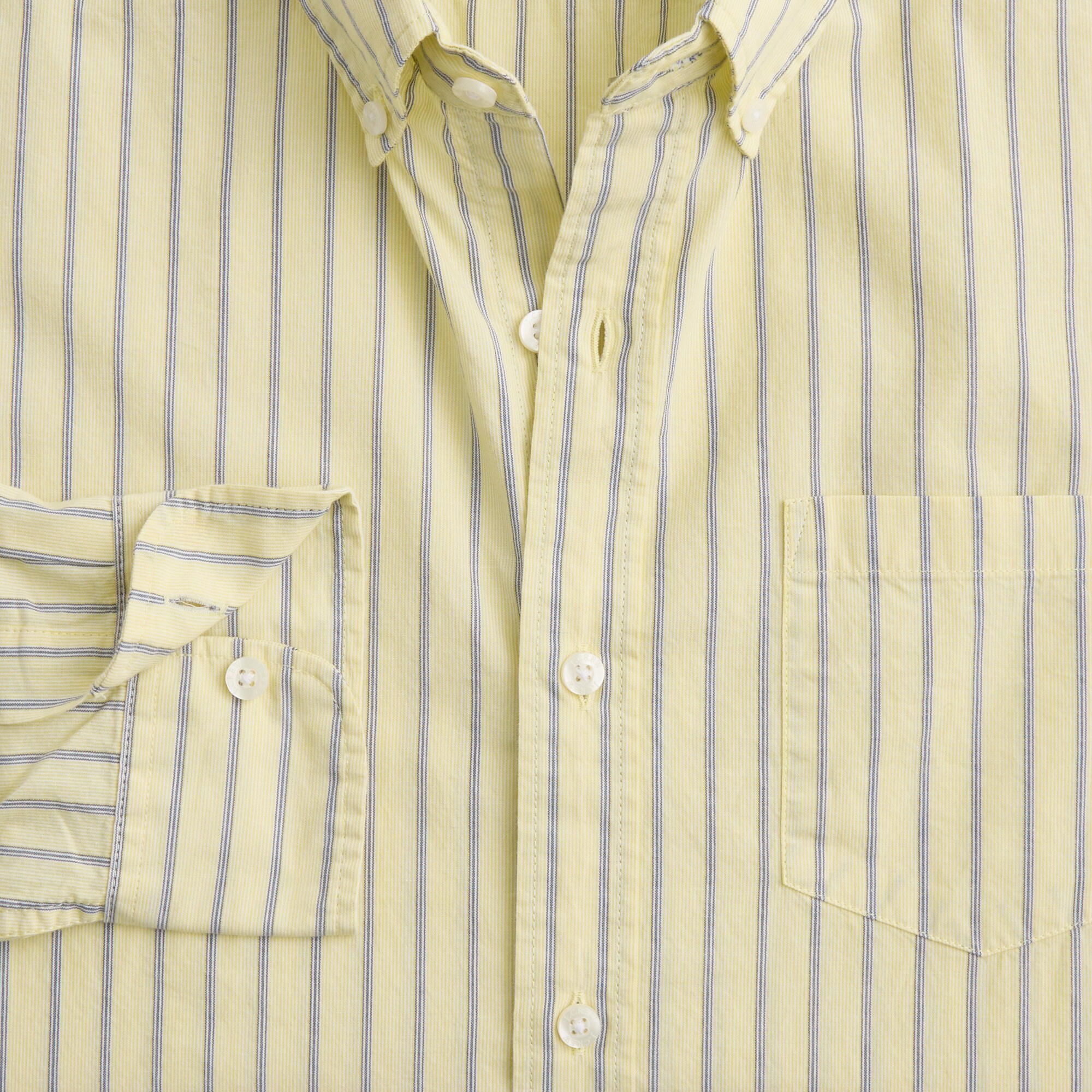Classic-fit flex casual shirt