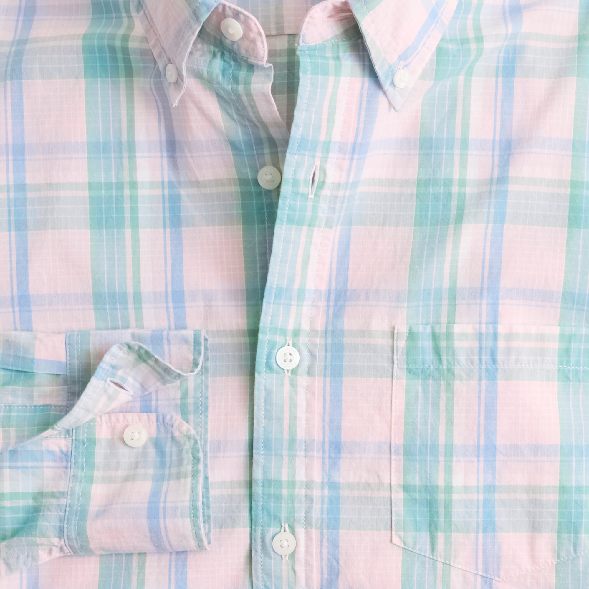 Classic-fit flex casual shirt