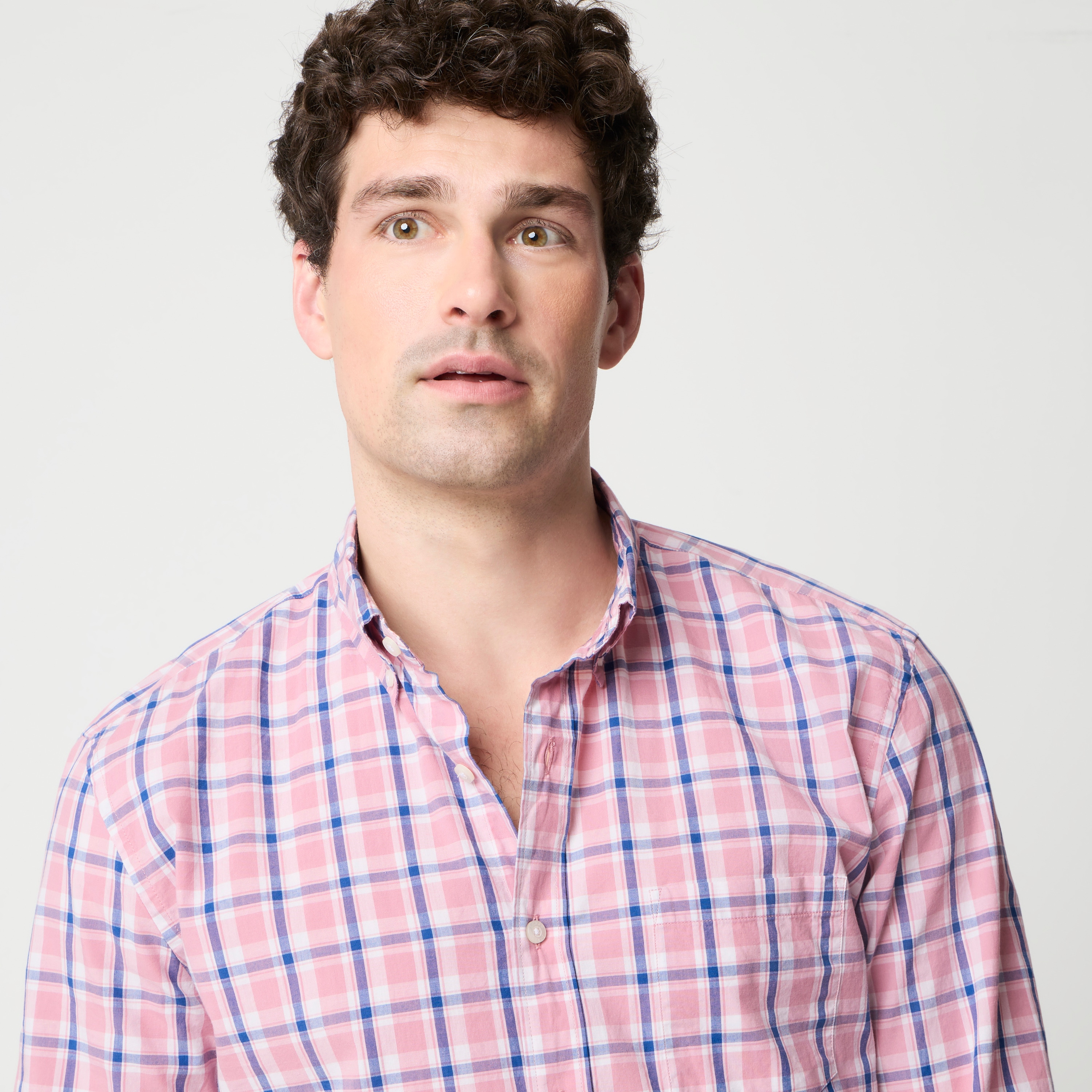 Classic-fit flex casual shirt