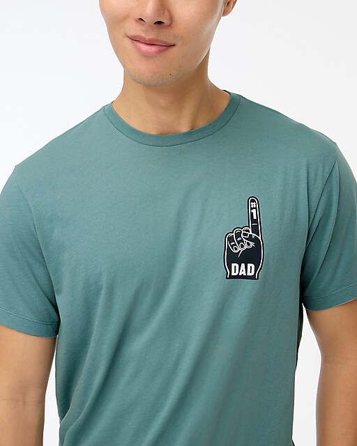  &quot;Number one dad&quot; graphic tee