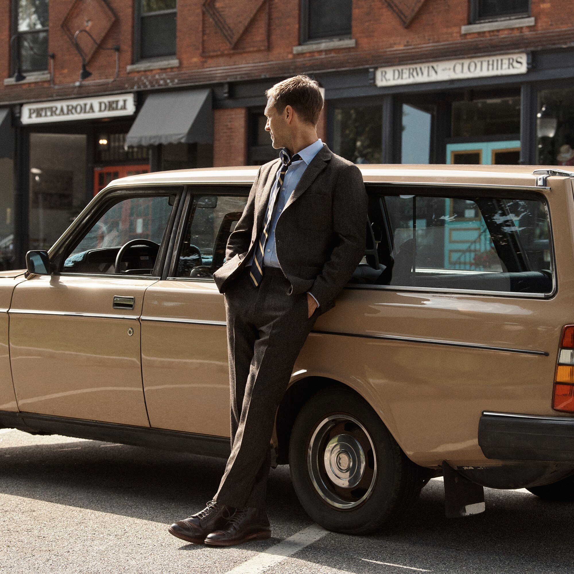 Ludlow Slim-fit suit pant in English wool tweed