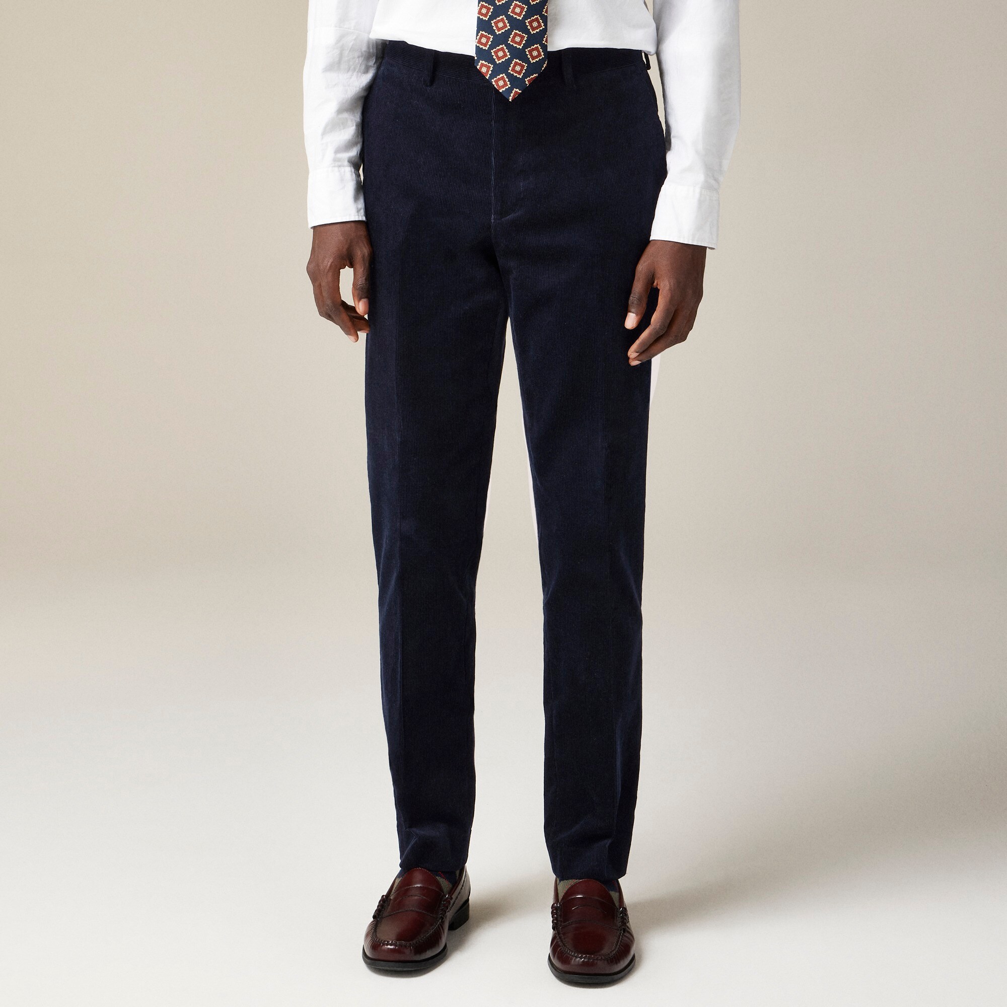Ludlow Slim-fit suit pant in Italian cotton corduroy