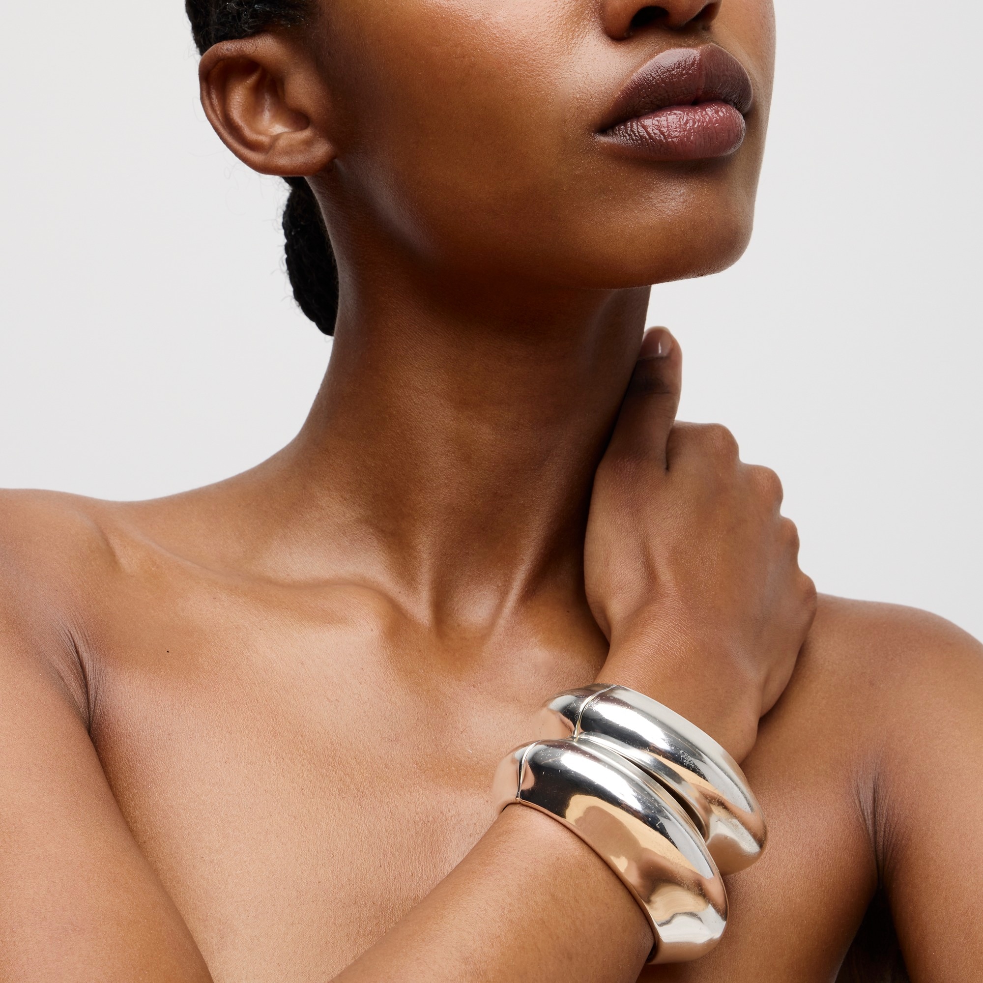 Hinge cuff bracelet