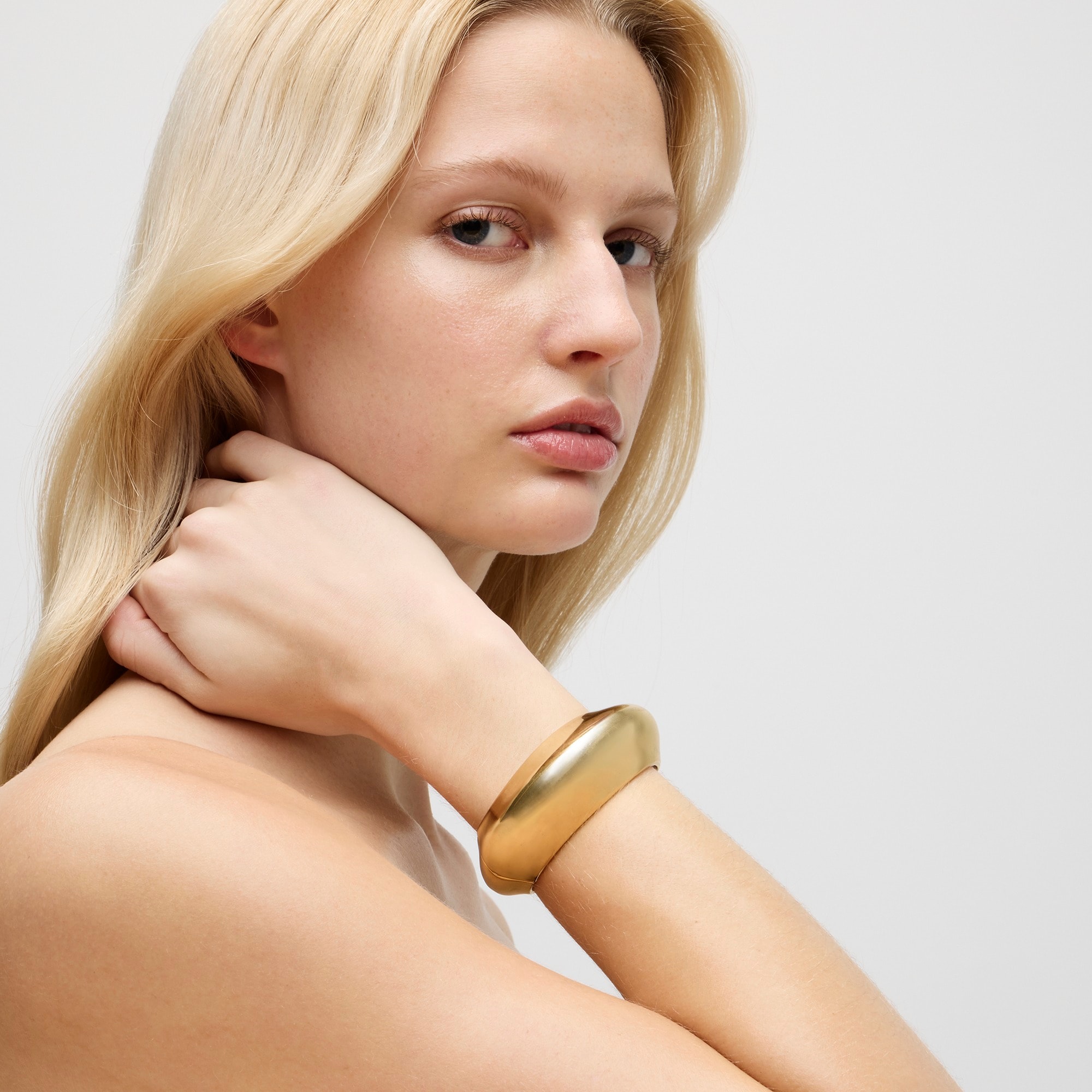 Hinge cuff bracelet
