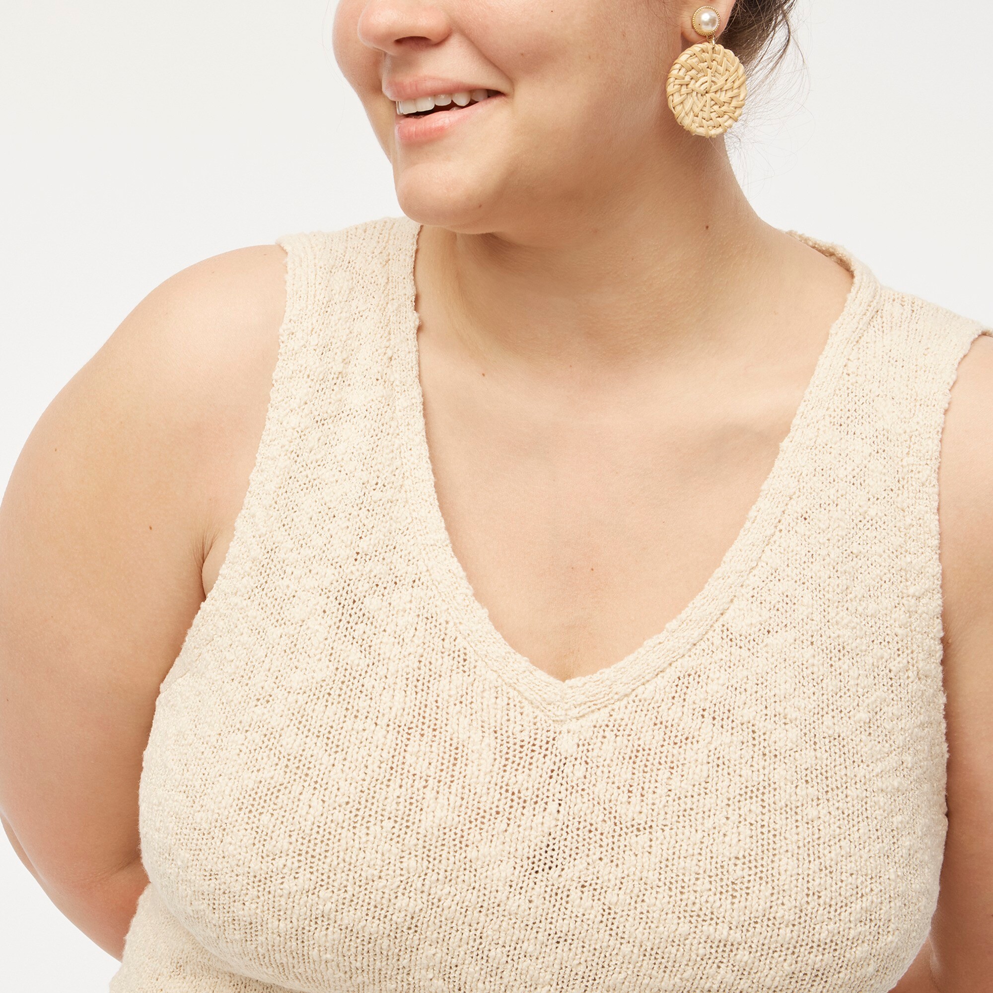 V-neck beach sweater-tank