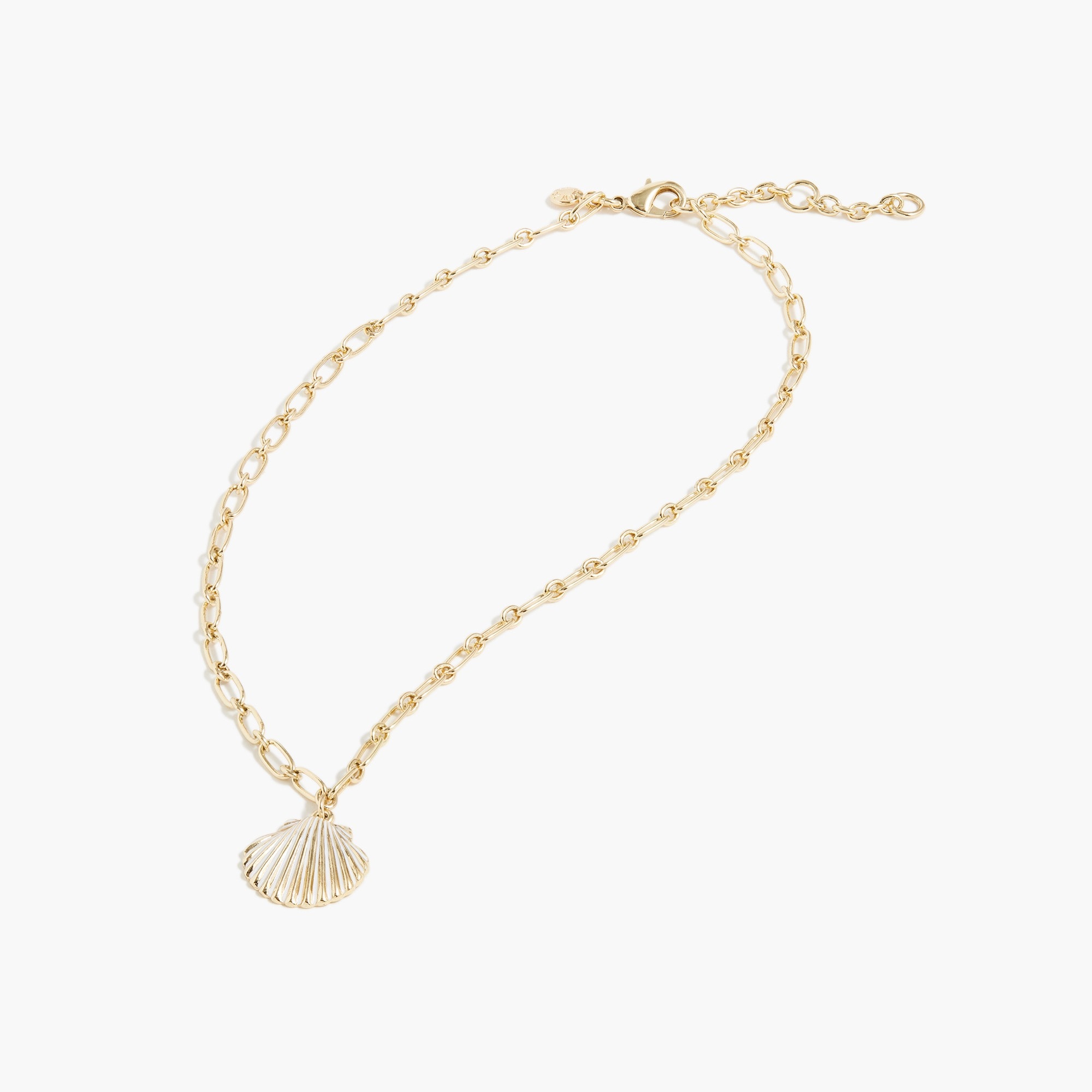 Shell pendant necklace