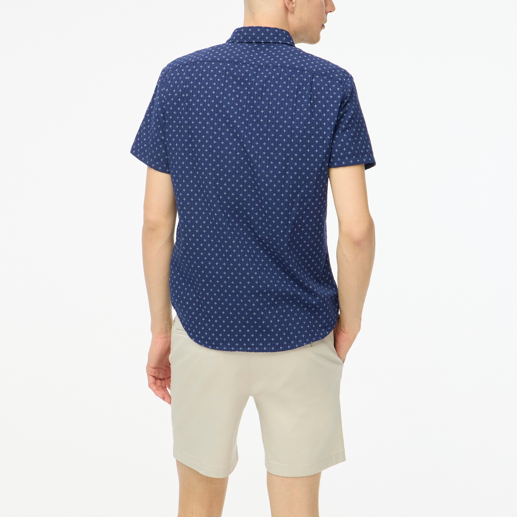 Short-sleeve seersucker shirt