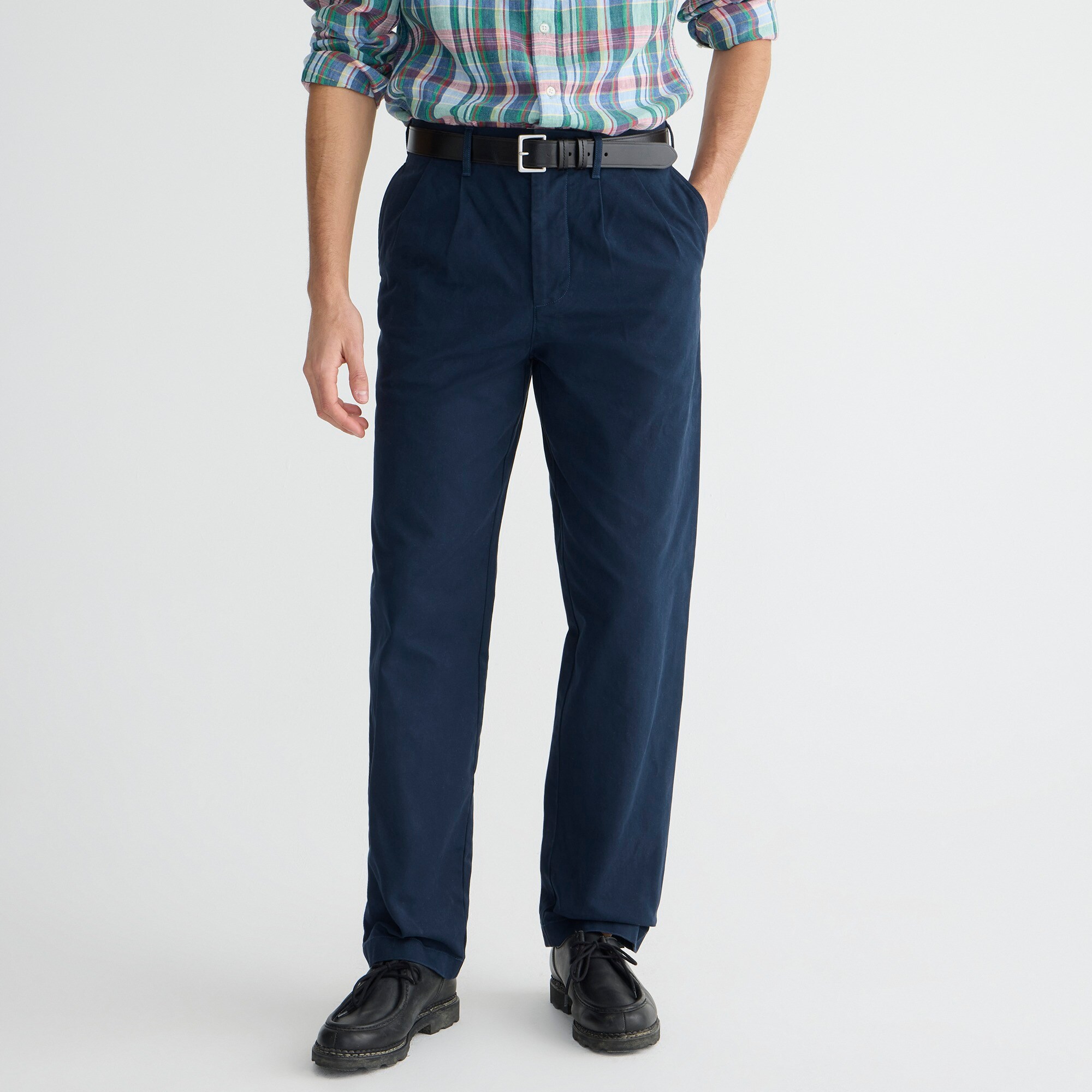  Classic double-pleated chino pant