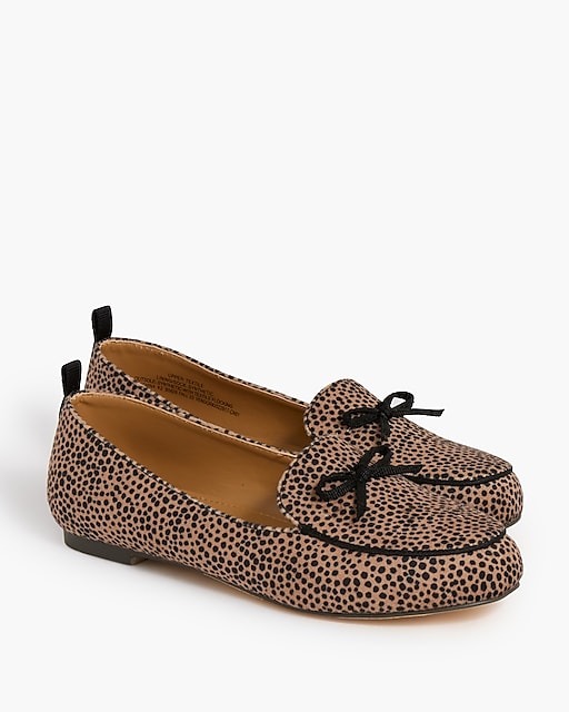  Girls' sueded leopard bow loafers