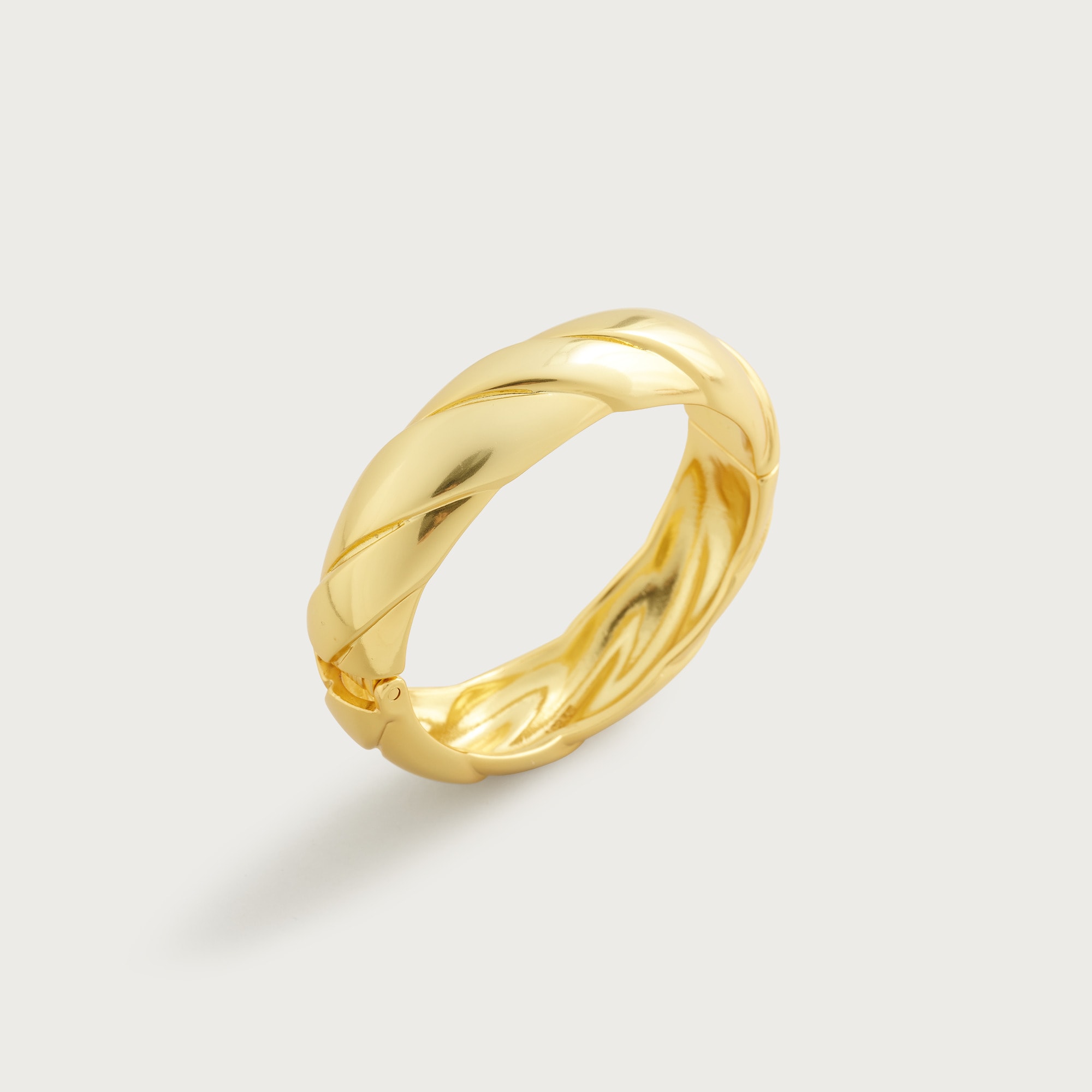 Ridged cuff bracelet