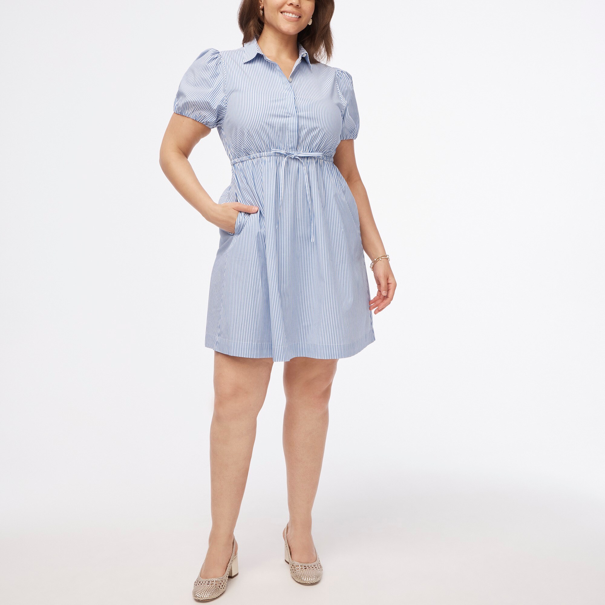 Short-sleeve collared mini dress