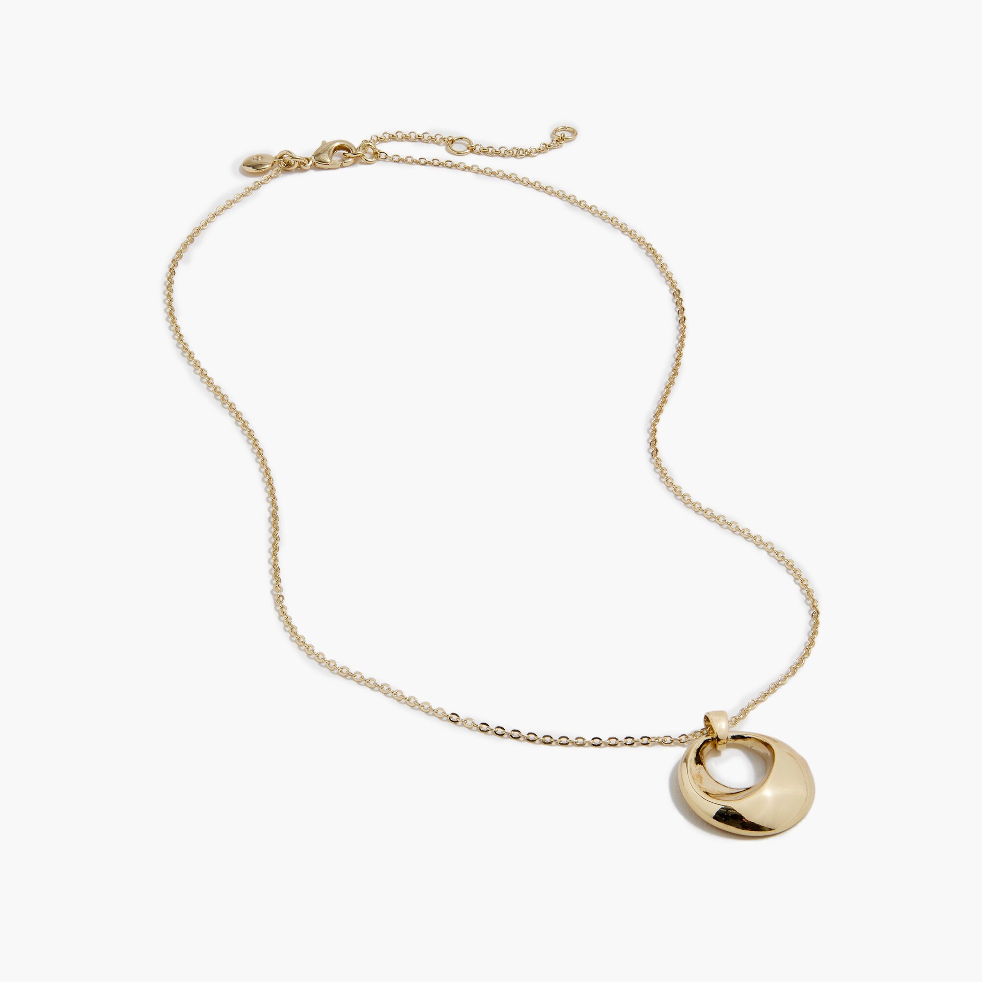 Gold pendant necklace