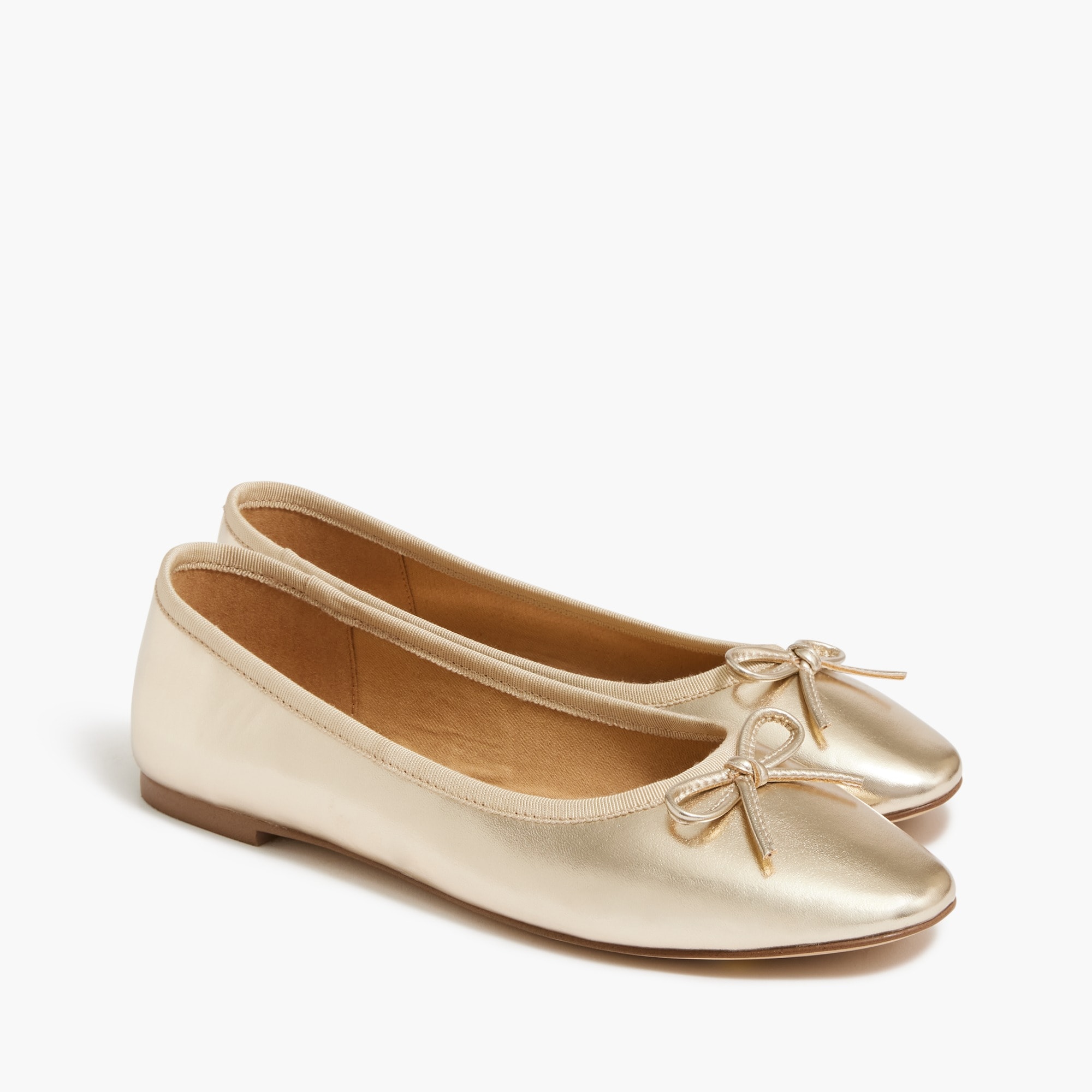 Classic flats top