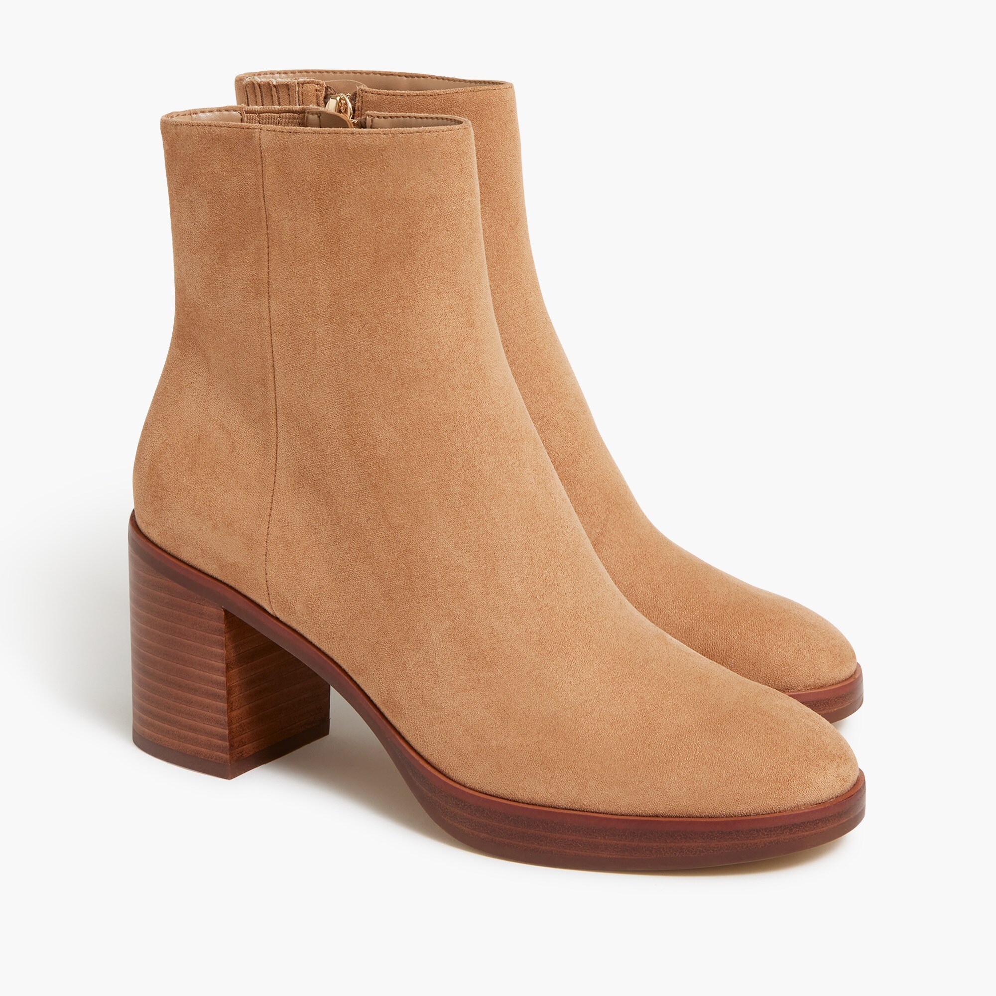  Sueded platform boots