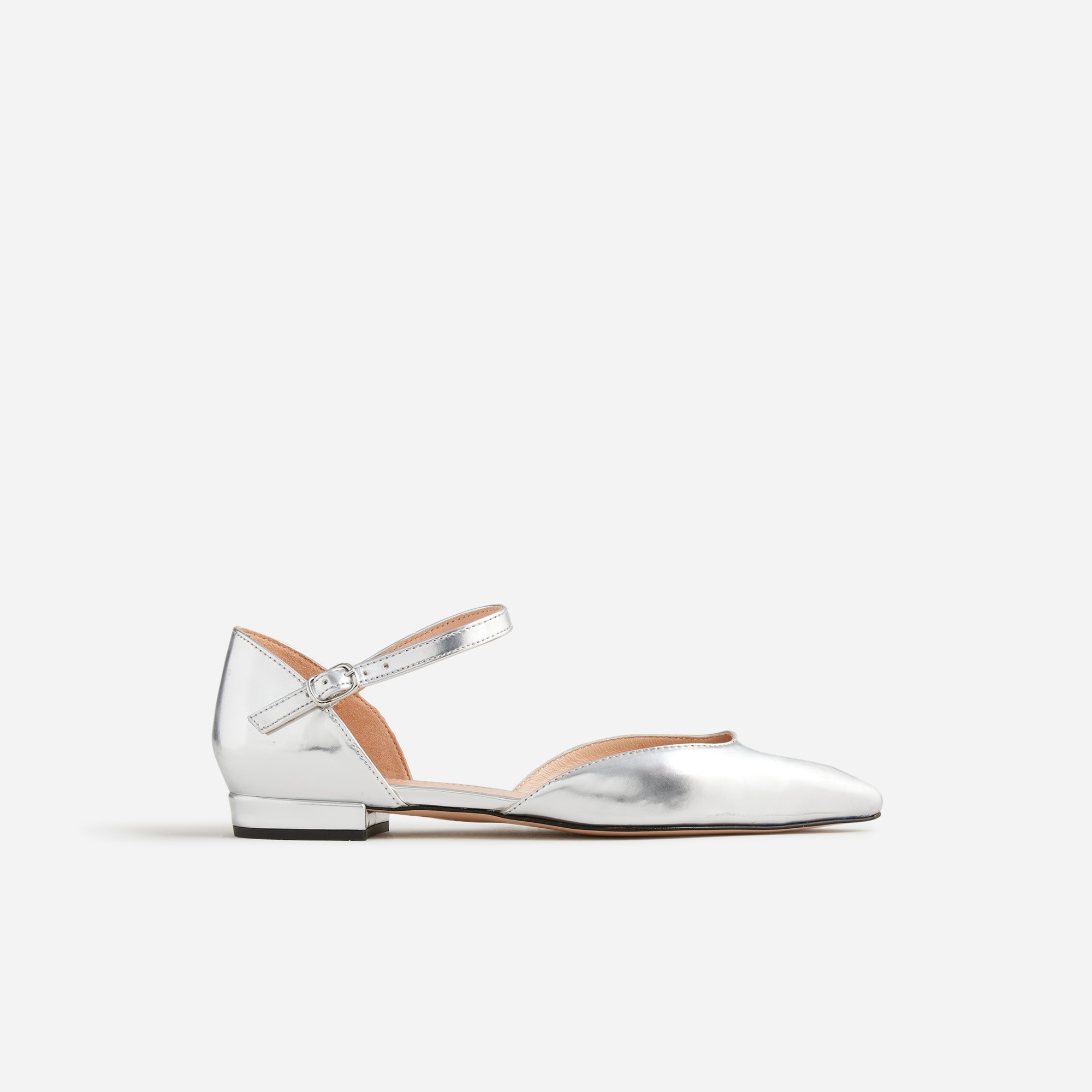 Pointed-toe flats in metallic leather