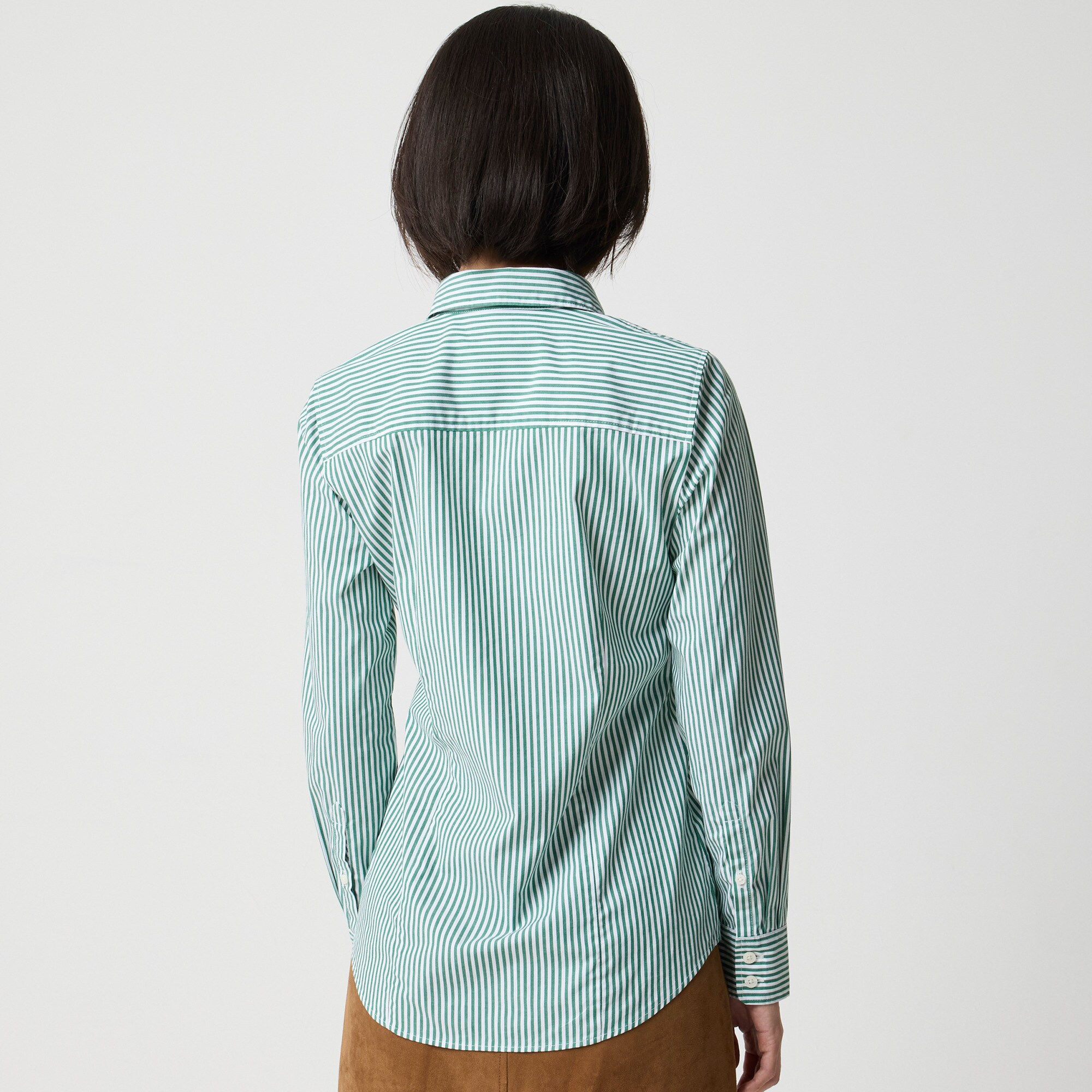 Lightweight cotton-blend shirt in signature fit