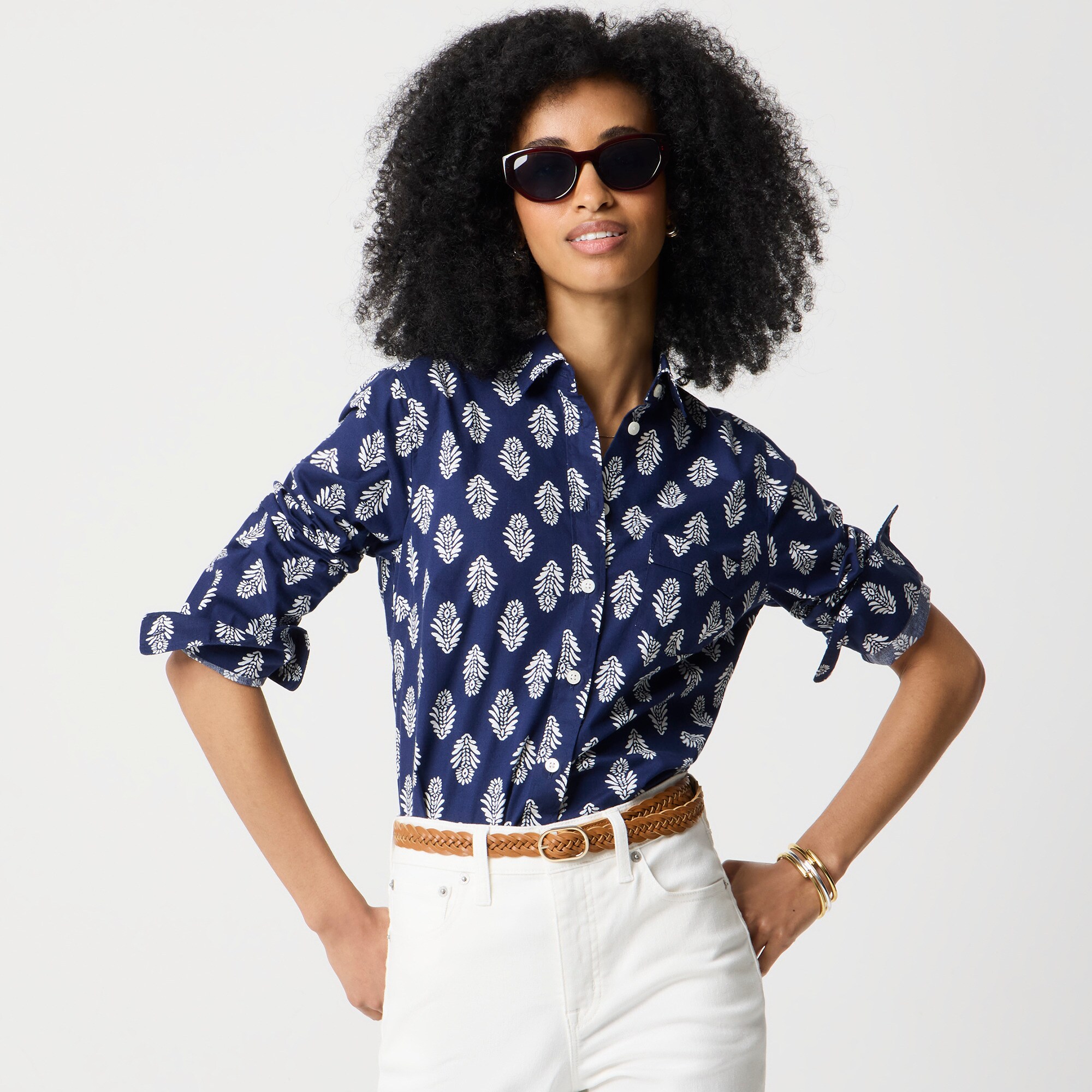 womens Button-up cotton poplin shirt in signature fit