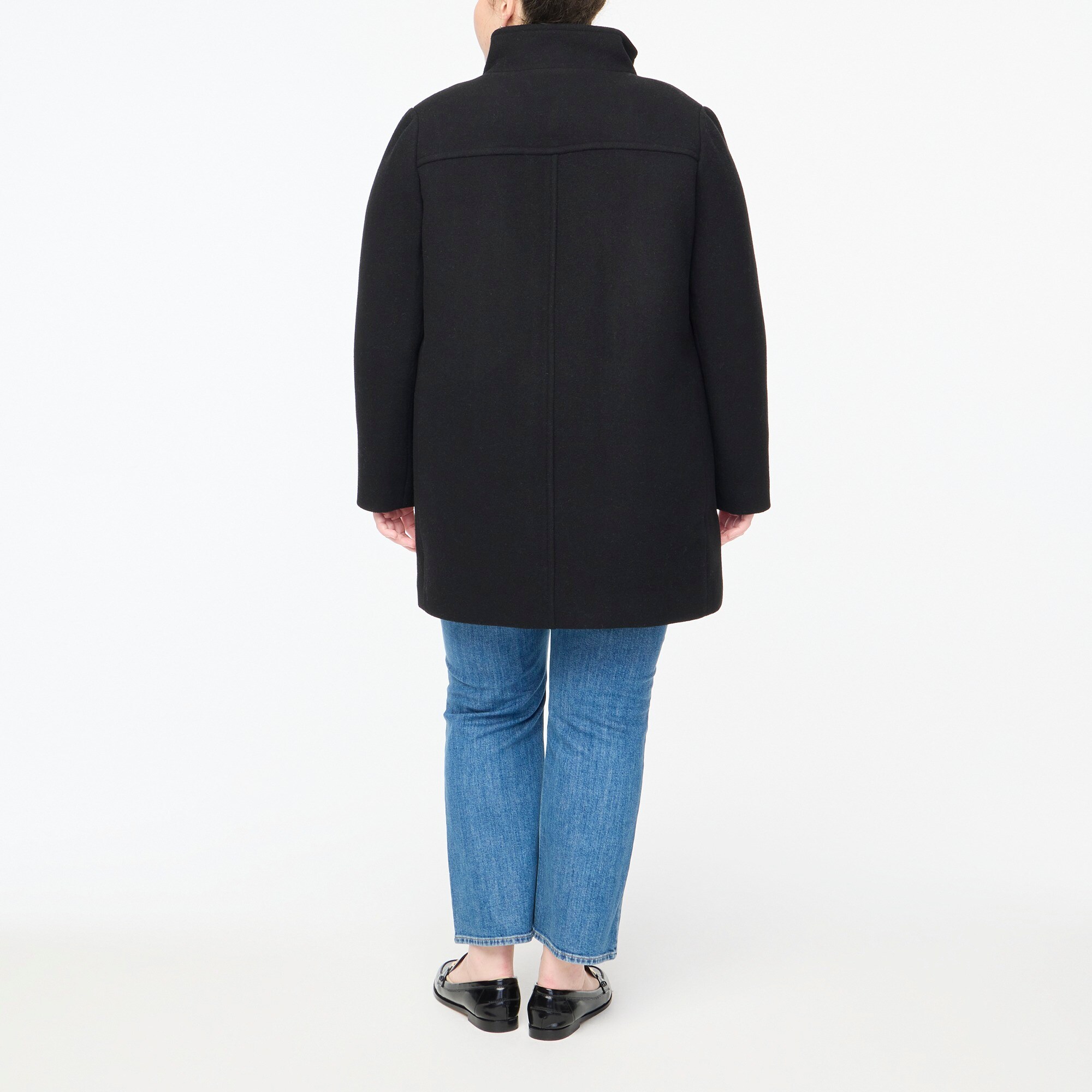 City coat with button neck