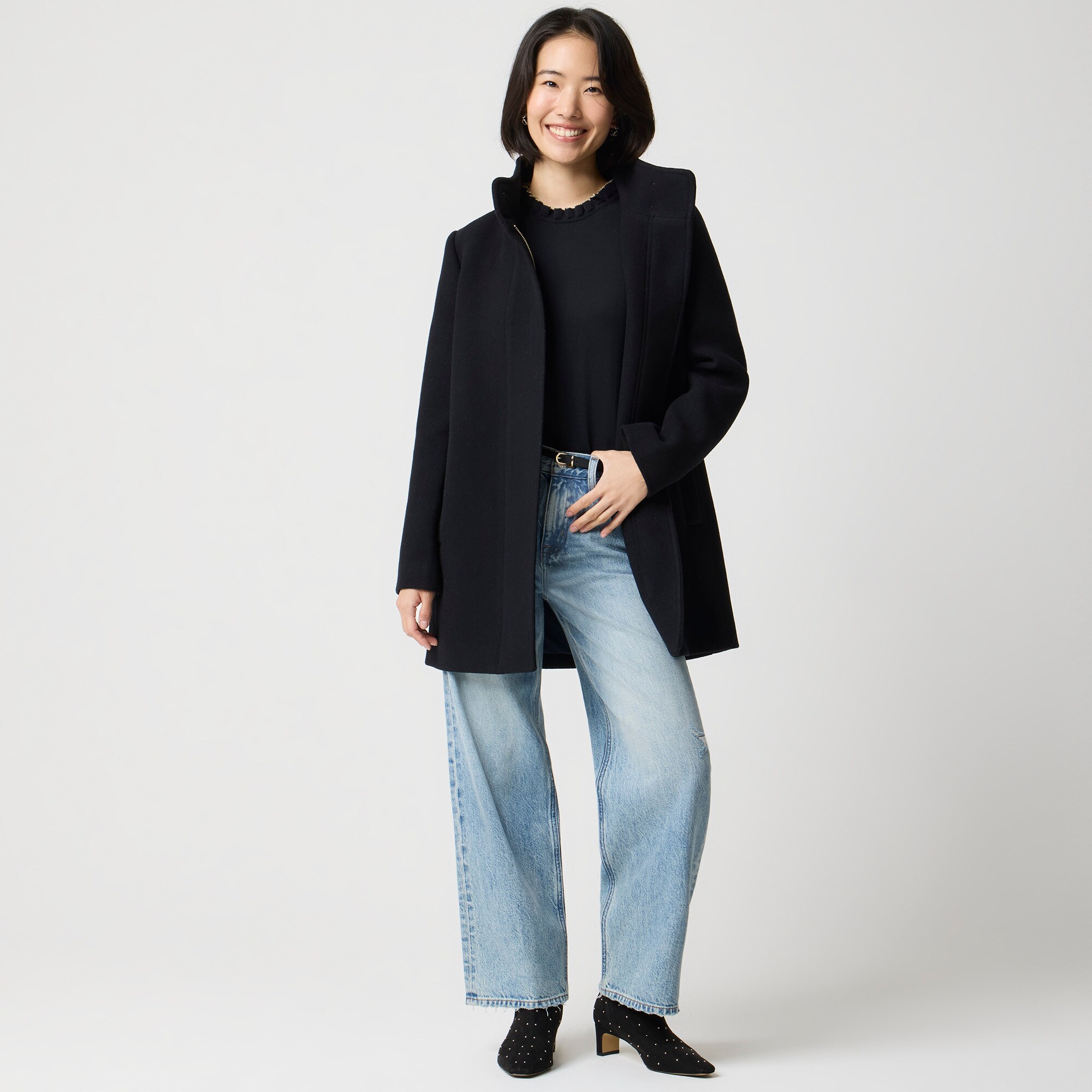City coat with button neck