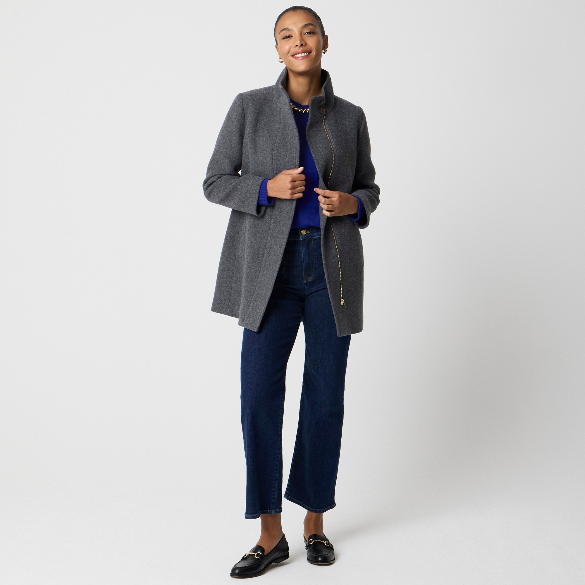 City coat with button neck