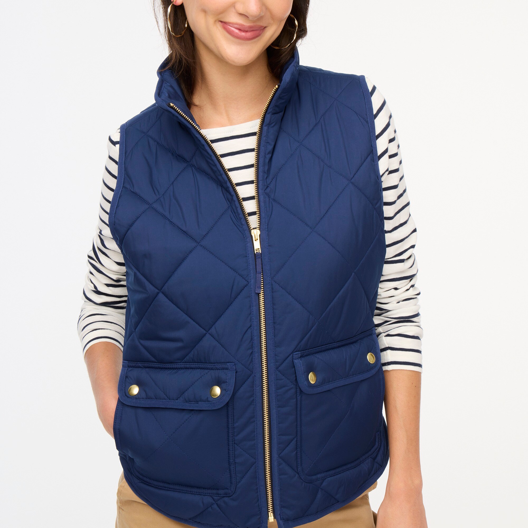 womens Puffer vest with snap pockets
