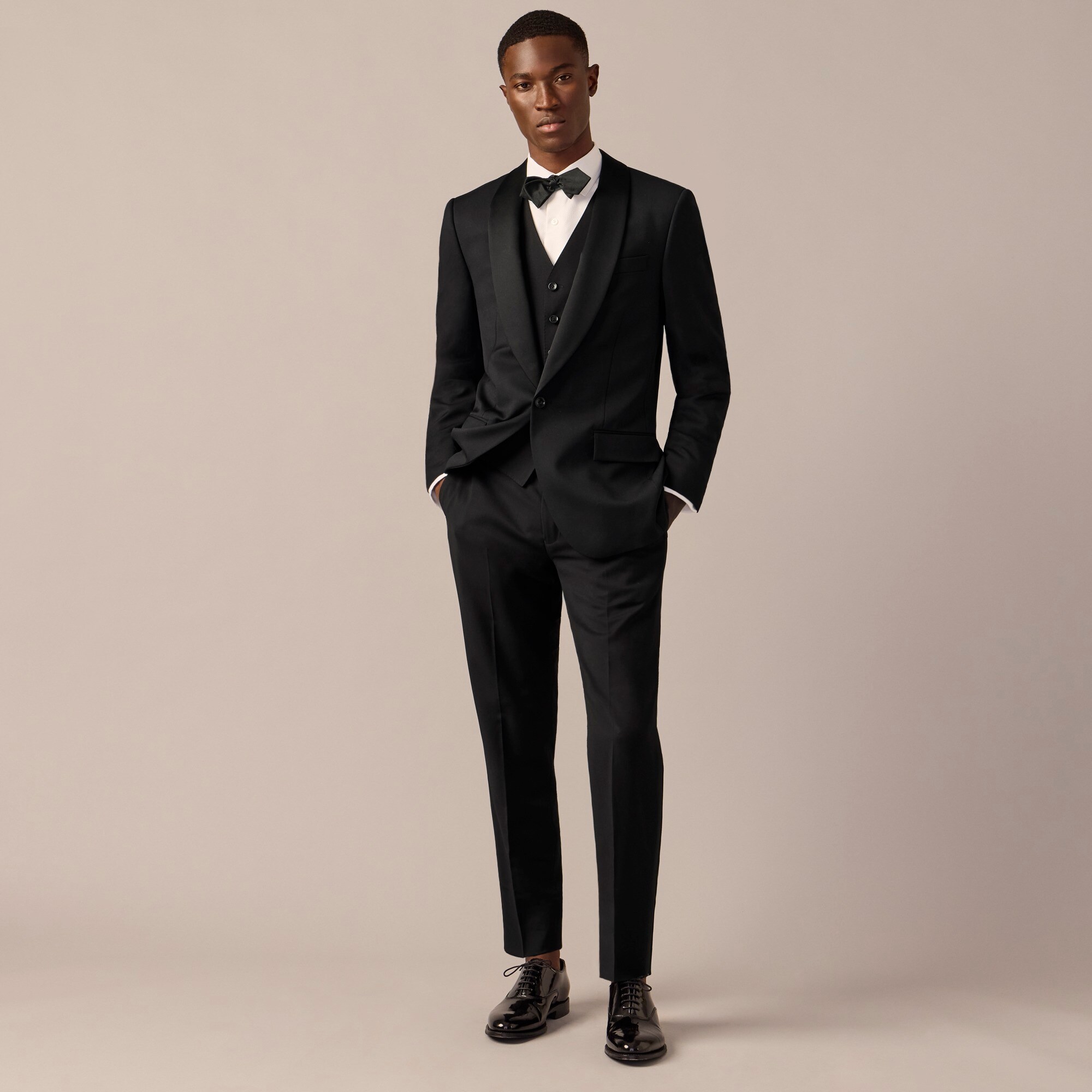 Ludlow Slim-fit tuxedo vest in Italian wool