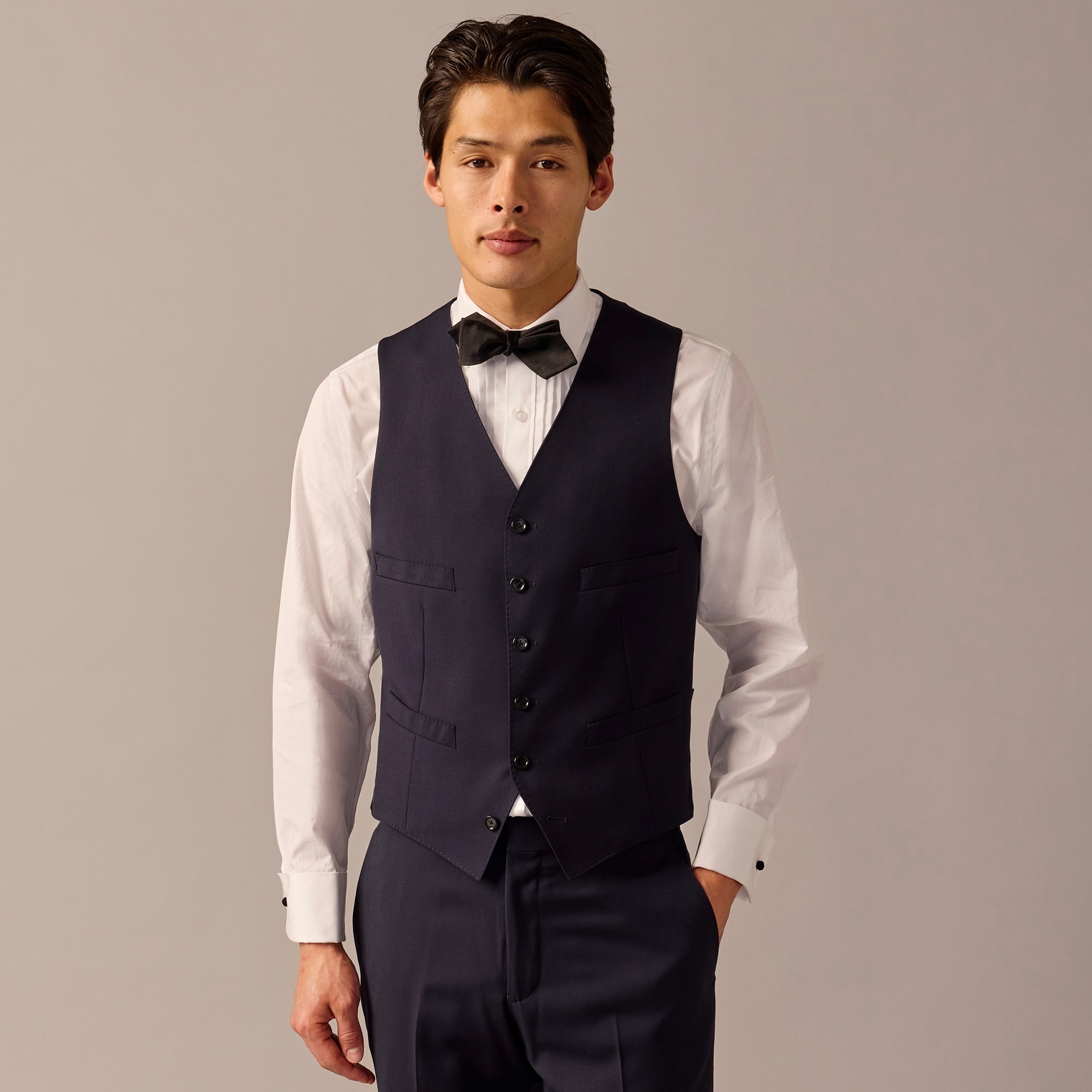 Ludlow Slim-fit tuxedo vest in Italian wool