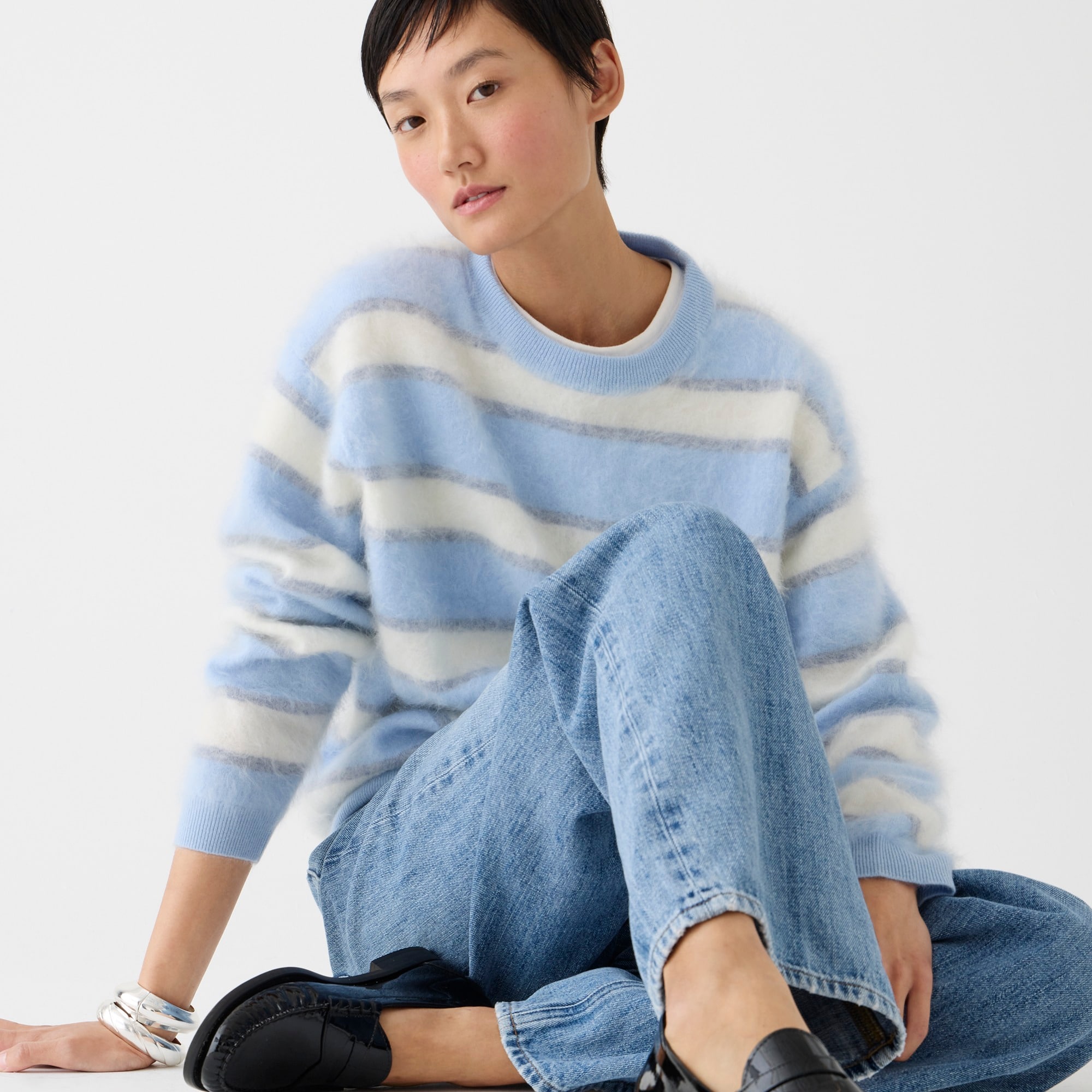  Brushed cashmere relaxed crewneck sweater in stripe