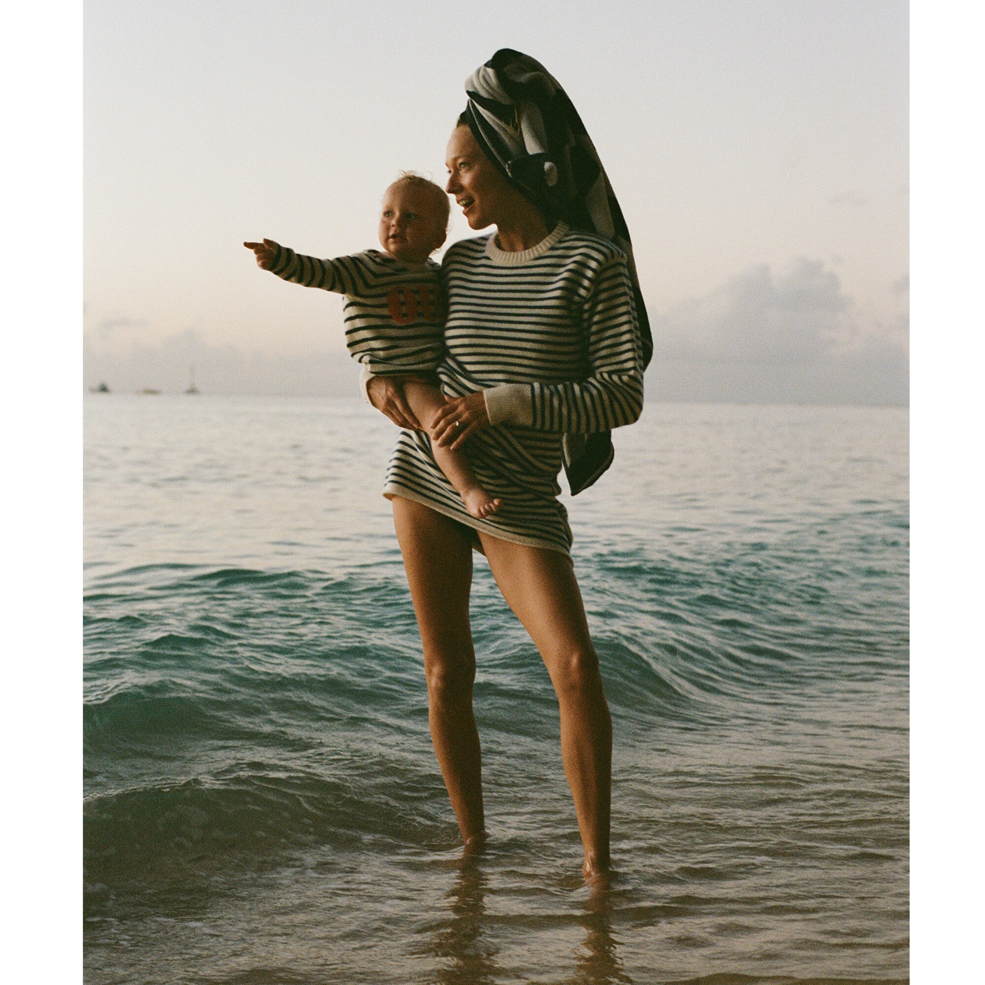 Limited-edition baby cashmere "oui" crewneck sweater
