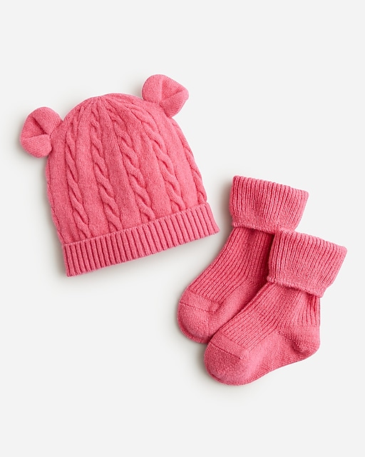 girls Limited-edition baby cashmere beanie and booties set