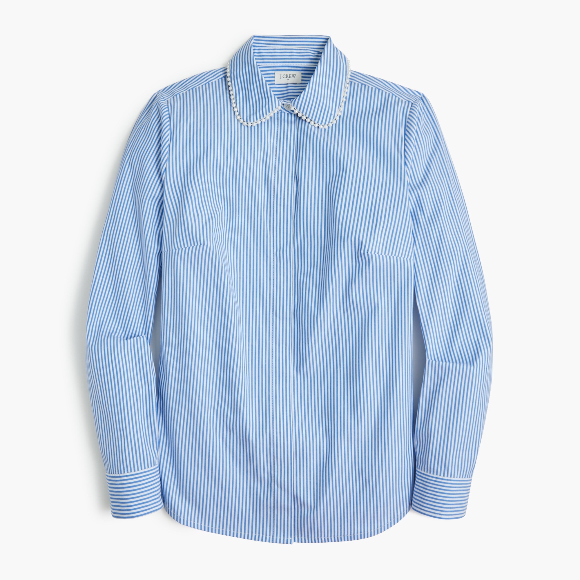 Button-up shirt with pearl collar