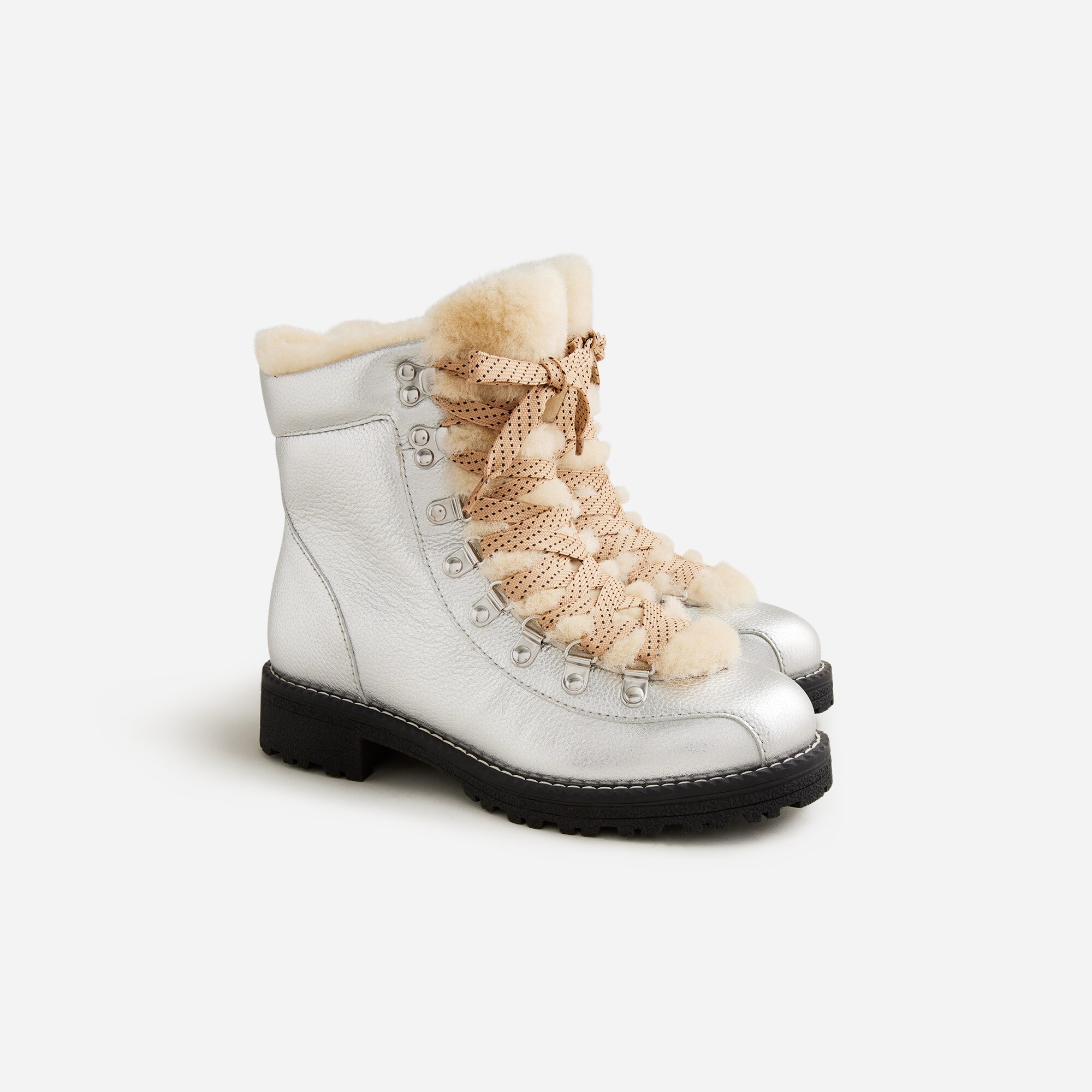 New Nordic boots in metallic leather and nubuck