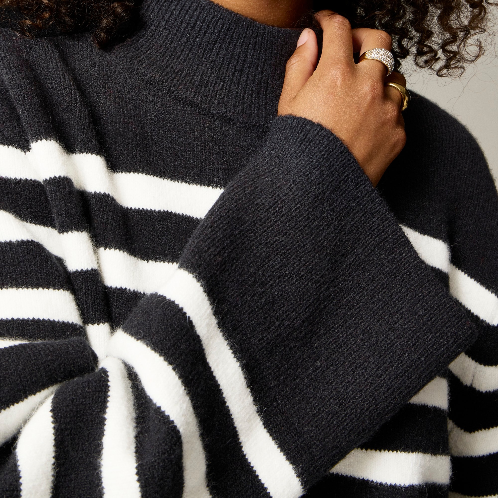 Chunky crewneck sweater in Supersoft yarn