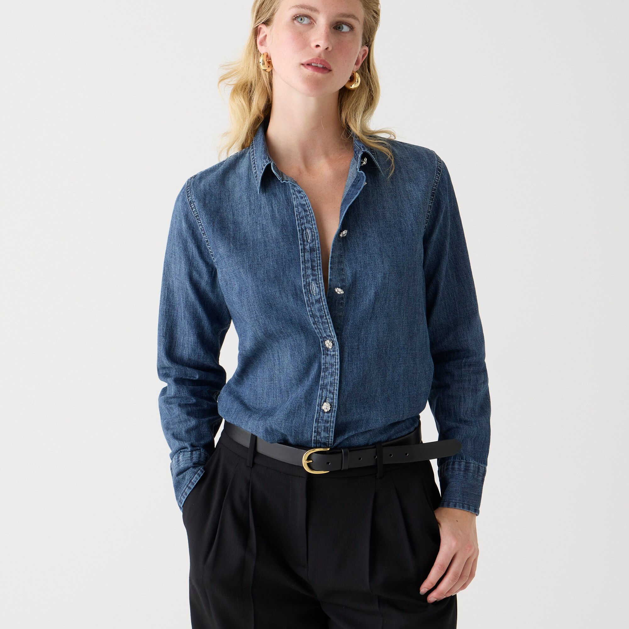 Slim-fit chambray shirt with jewel buttons