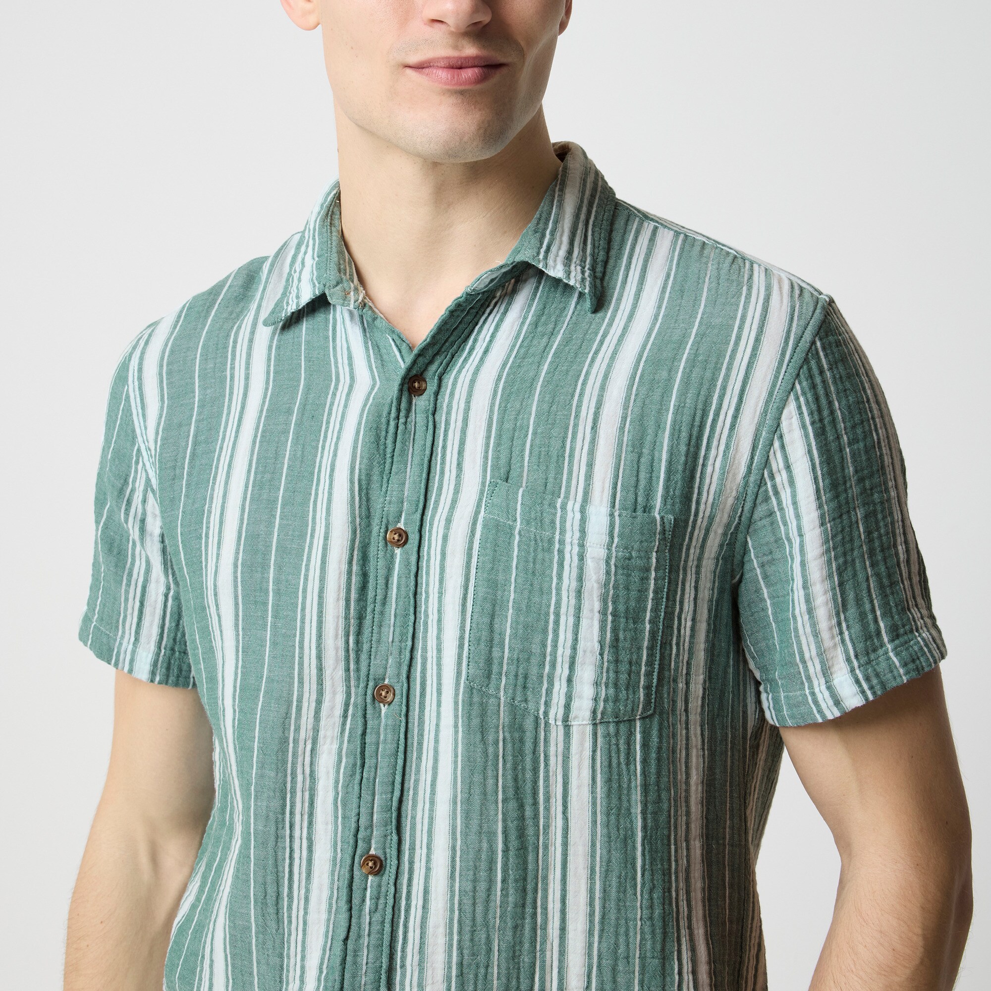 Slim short-sleeve gauze shirt